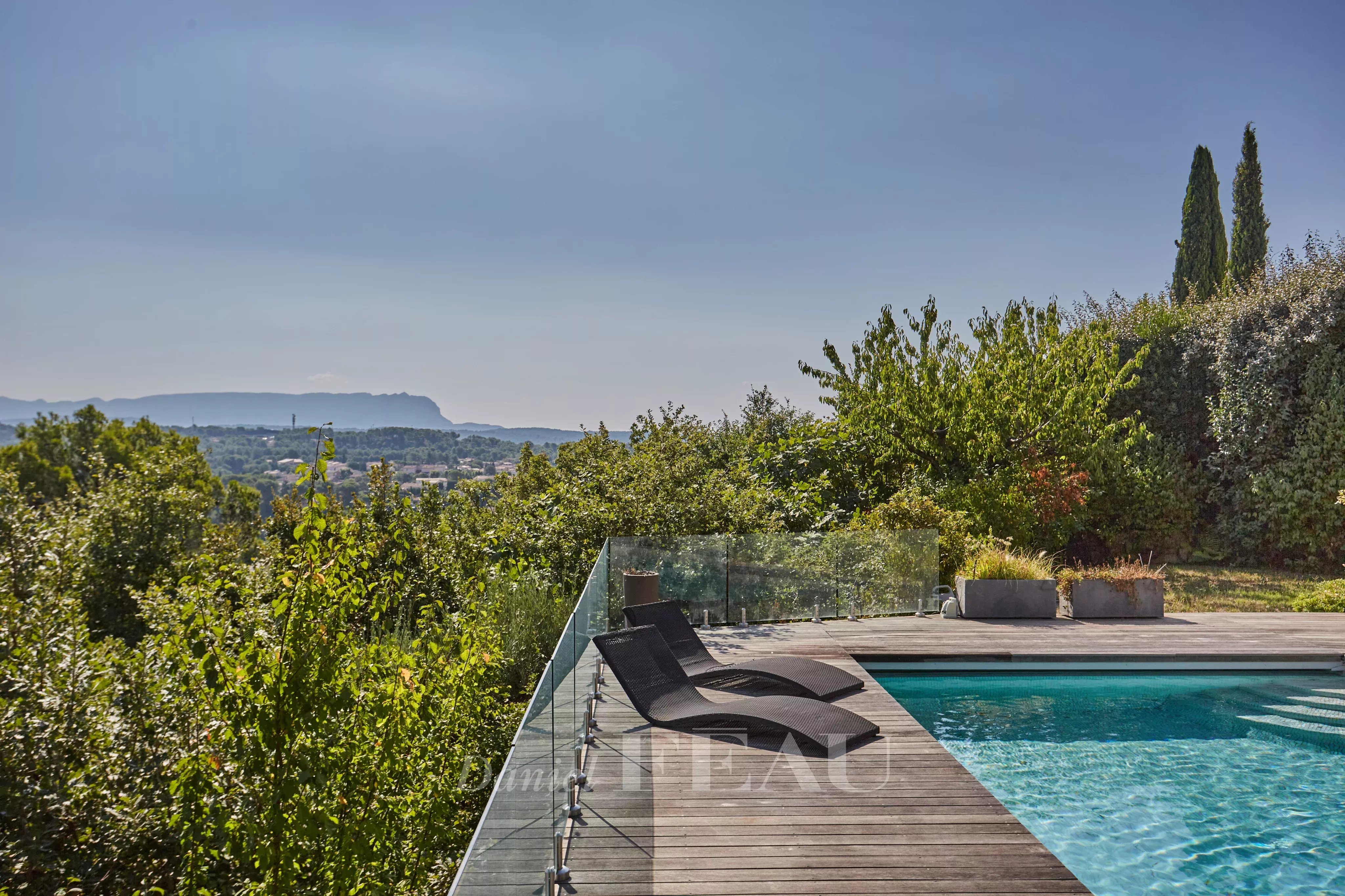 Venelles – An architect-designed property