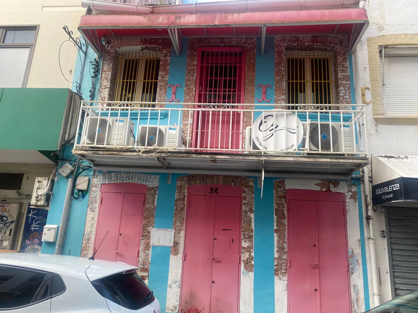 IMMEUBLE - CENTRE VILLE FORT DE FRANCE