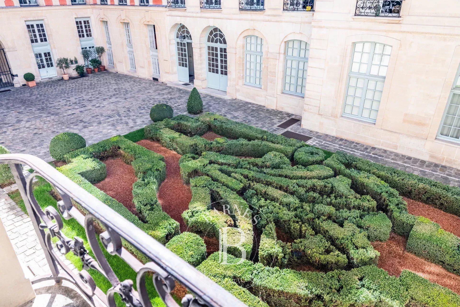 Daire Paris 4ème - picture 26