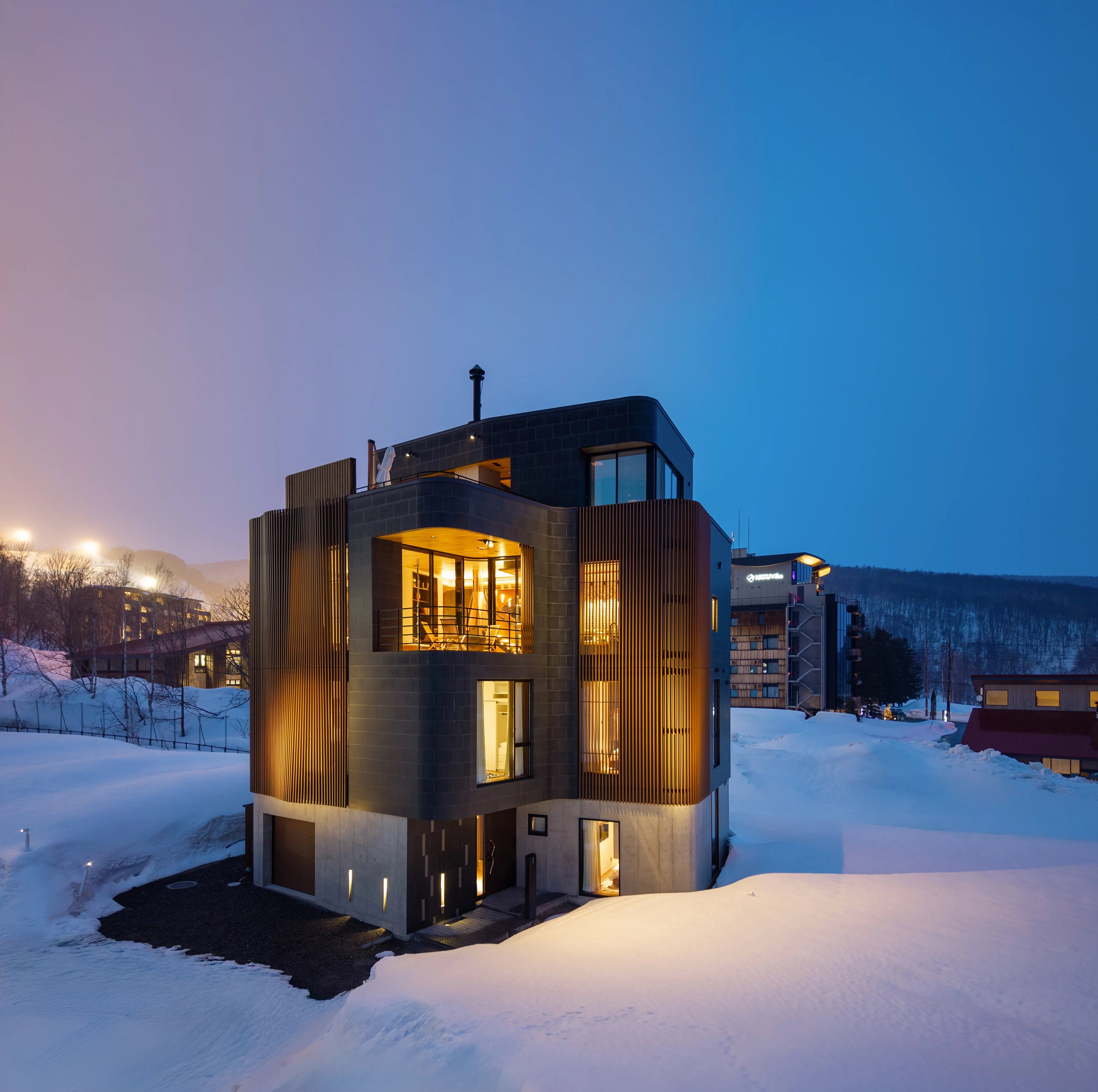 A SUPERB VILLA – NISEKO HIRAFU – JAPAN