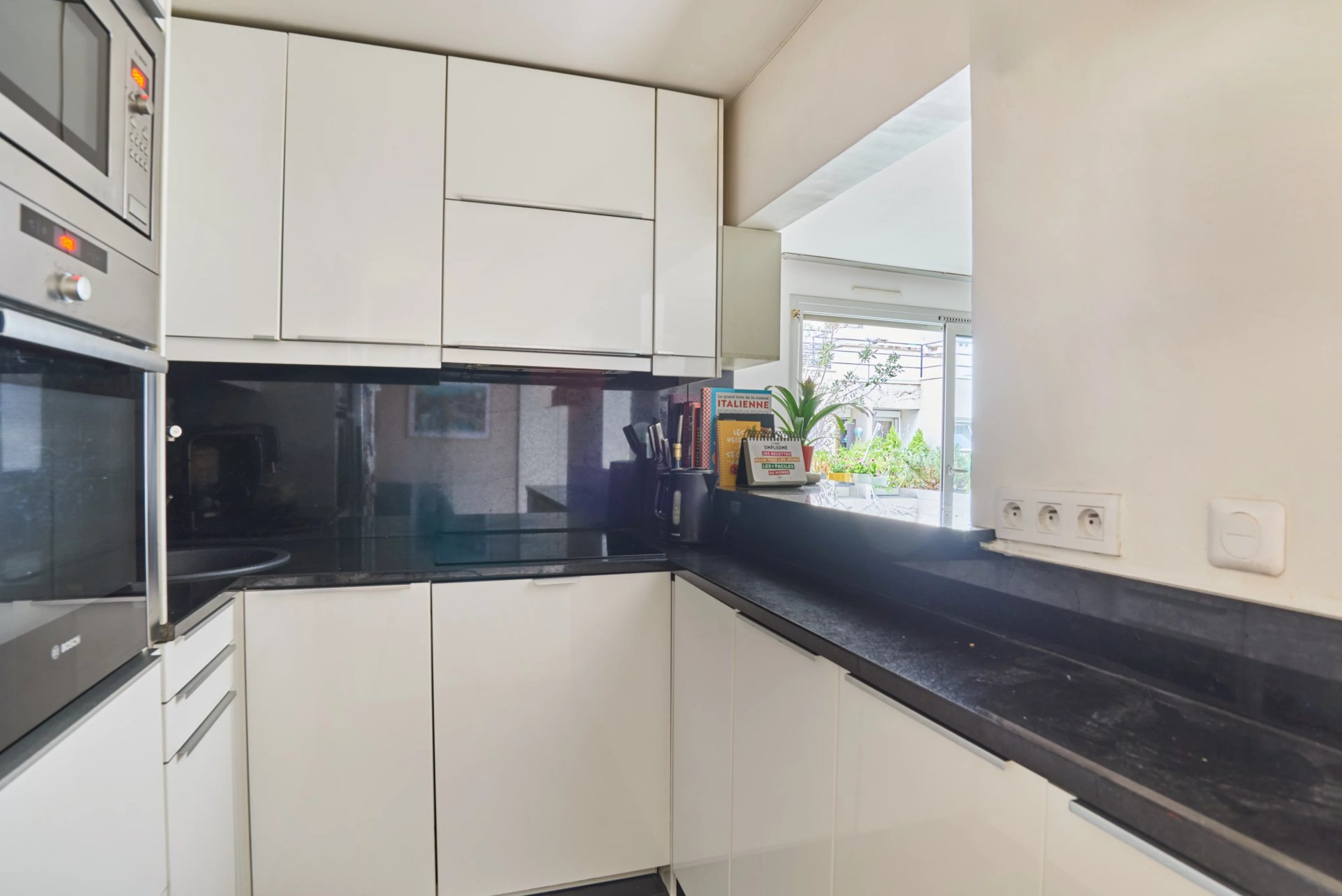 3 Bedroom Apartment/Flat's Image 3