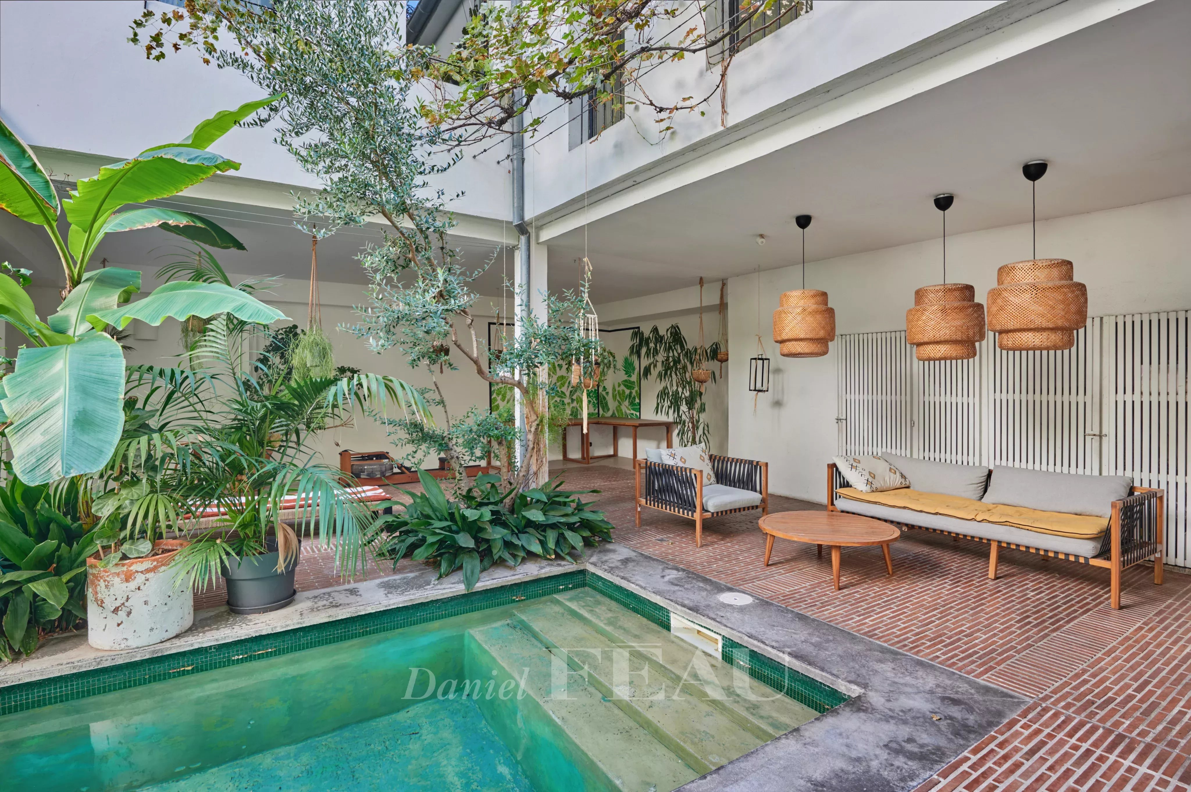 Marseille 7th District – A superb 6-bed property with a swimming pool
