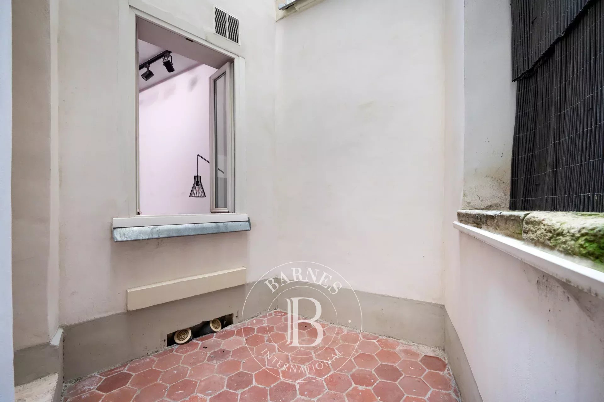 Daire Paris 8ème - picture 10