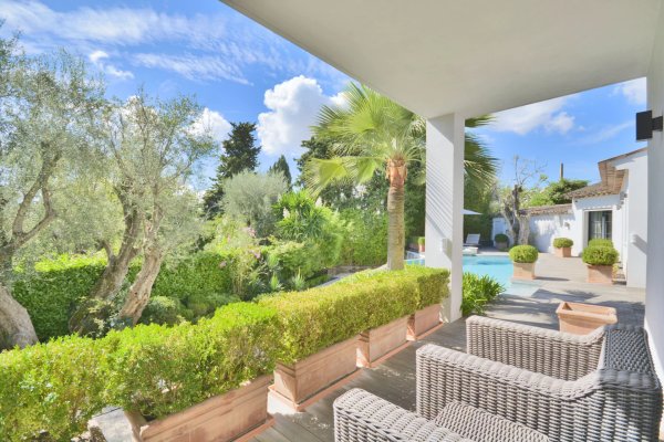 Le Cannet modern renovated villa close to historical centre — photo 7