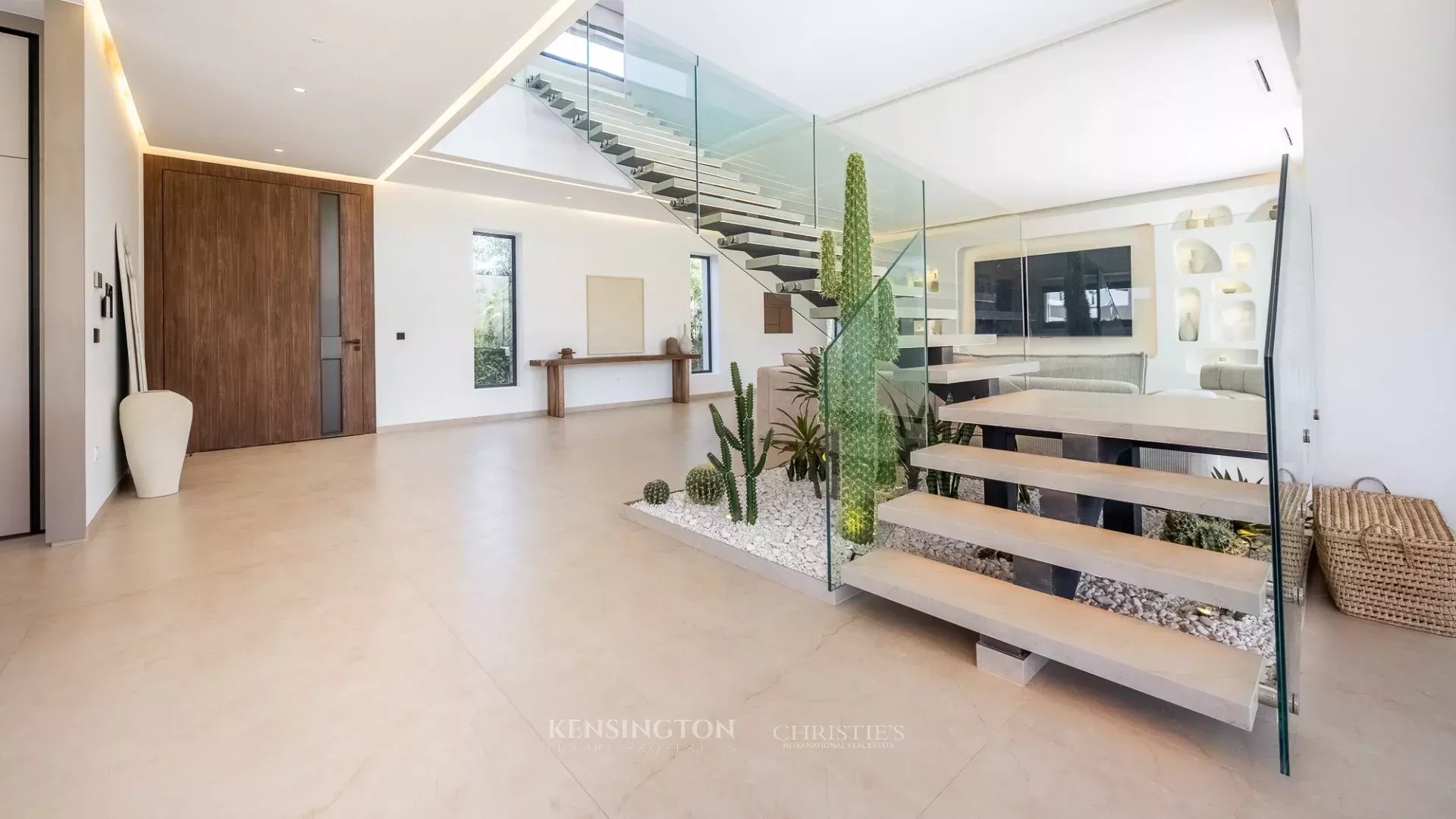 5 Bedroom Villa/Townhouse's Image 15
