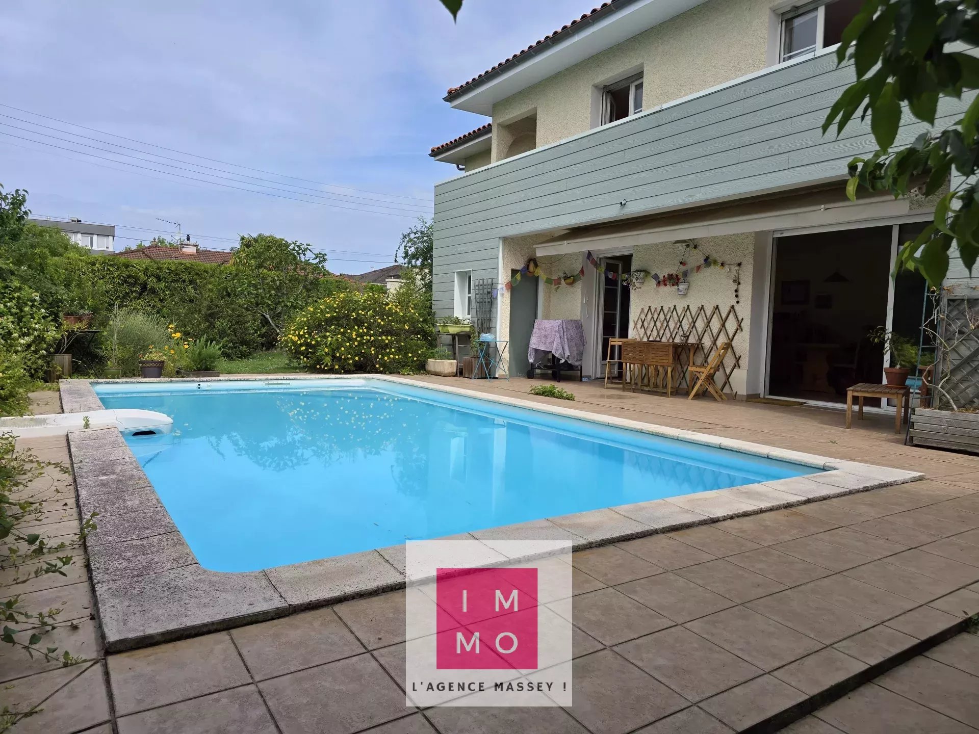 Agence immobilière de 
