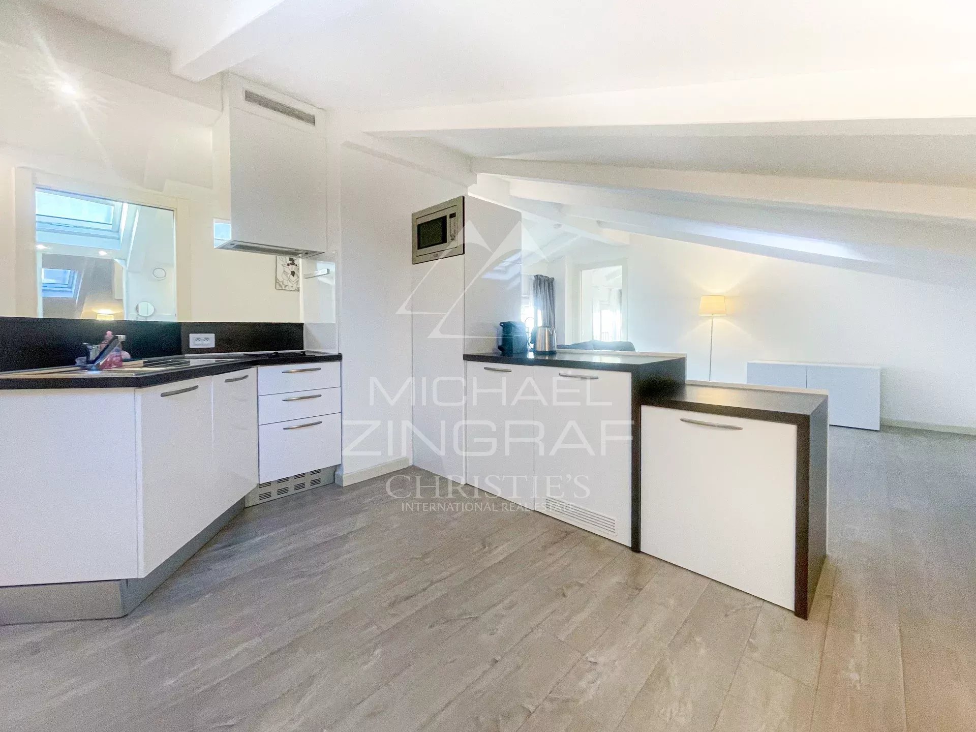 1 Bedroom Apartment/Flat's Image 12