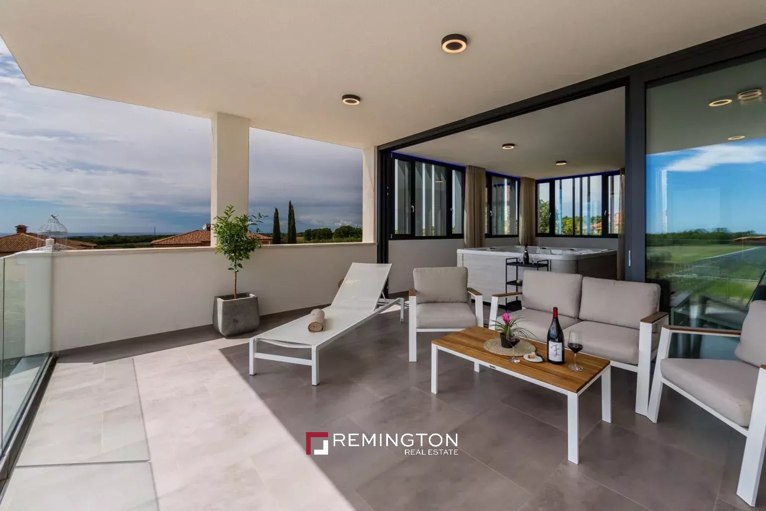 5 Bedroom Villa/Townhouse's Image 25