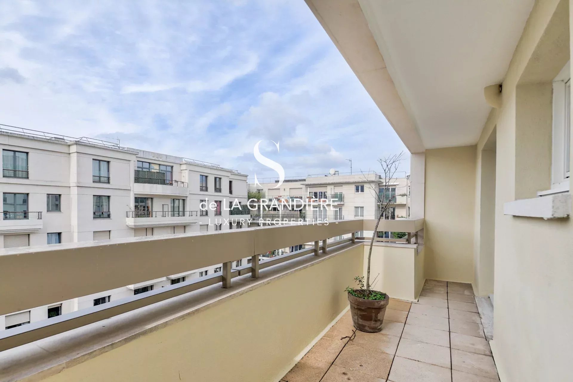 Levallois Perret - rue Trézel - 49m2