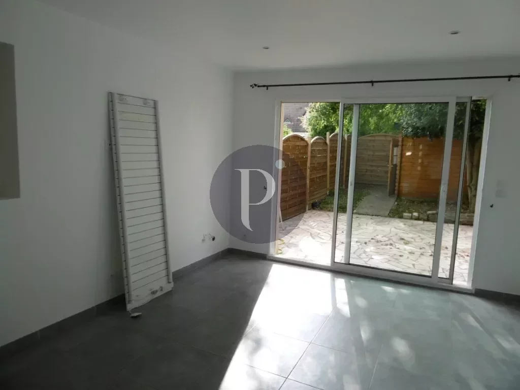 location-maison-2-pieces-ballainvilliers-83873051