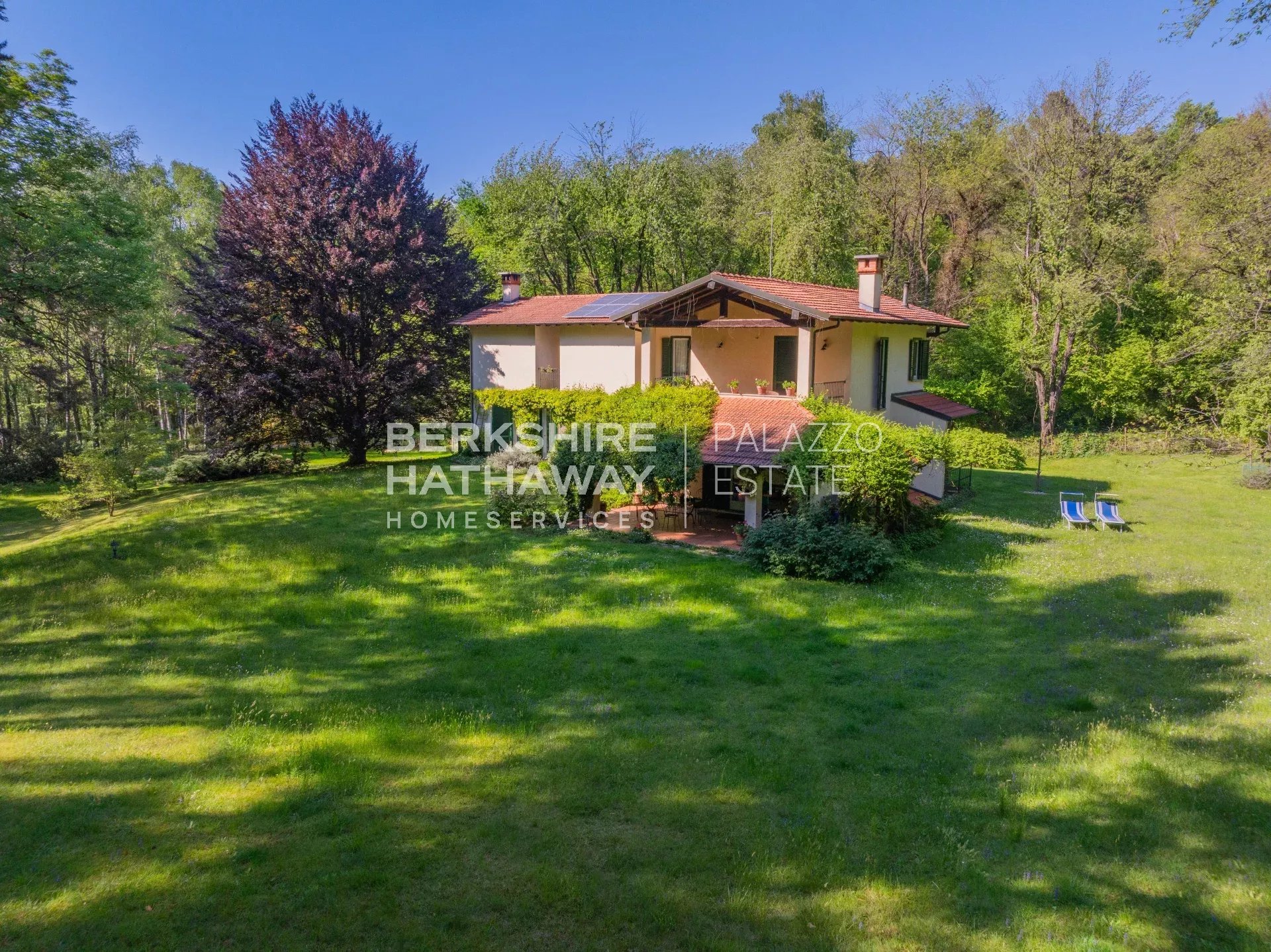 Villa in Cadrezzate con Osmate - view 1