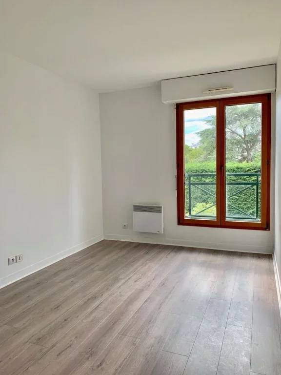 vente-appartement-2-pieces-le-plessis-robinson-83872920