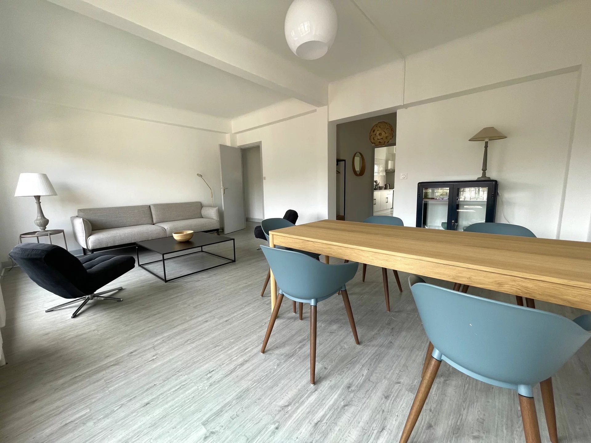 Agence immobilière de 