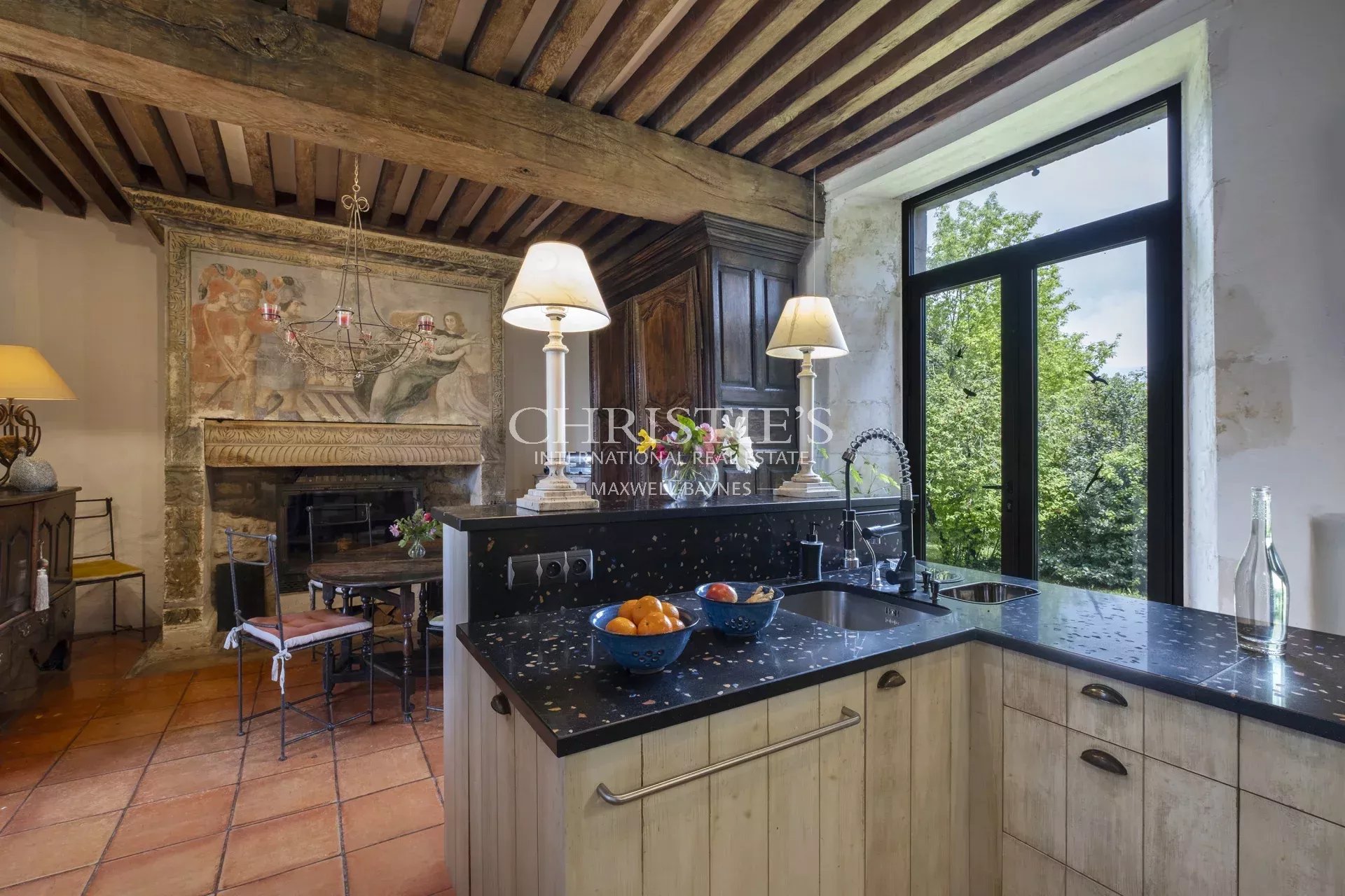 9 Bedroom Villa/Townhouse's Image 9