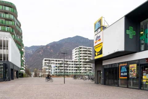 Negozio---Locale-commerciale-in-vendita---Bolzano-1