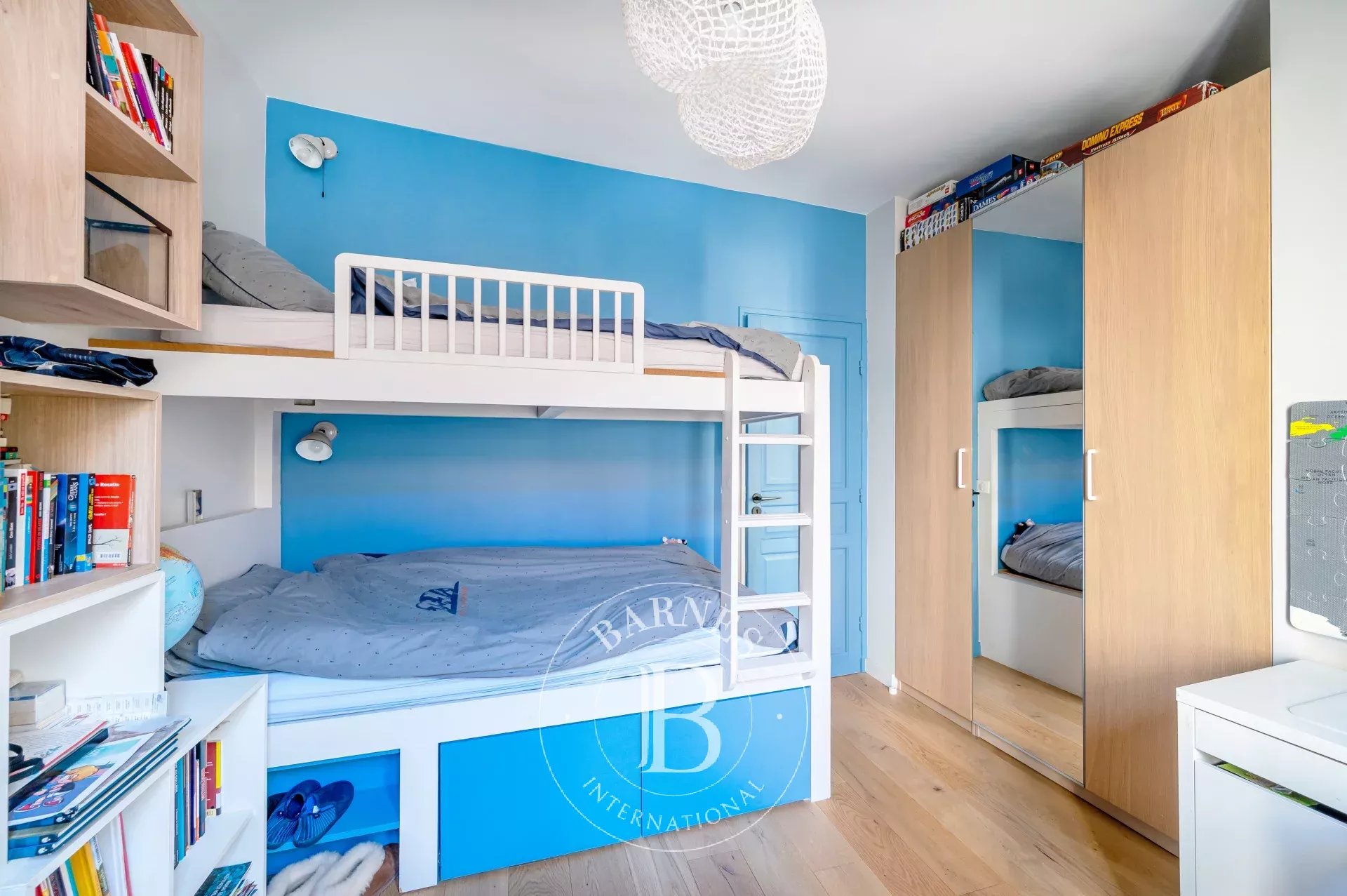 Daire Levallois-Perret - picture 20