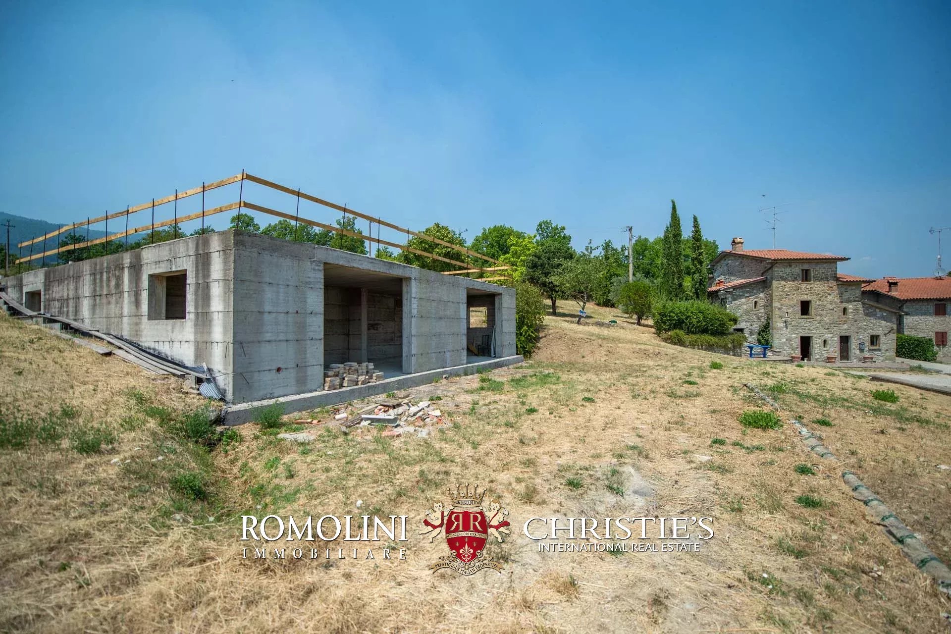 6 Bedroom Villa/Townhouse's Image 15