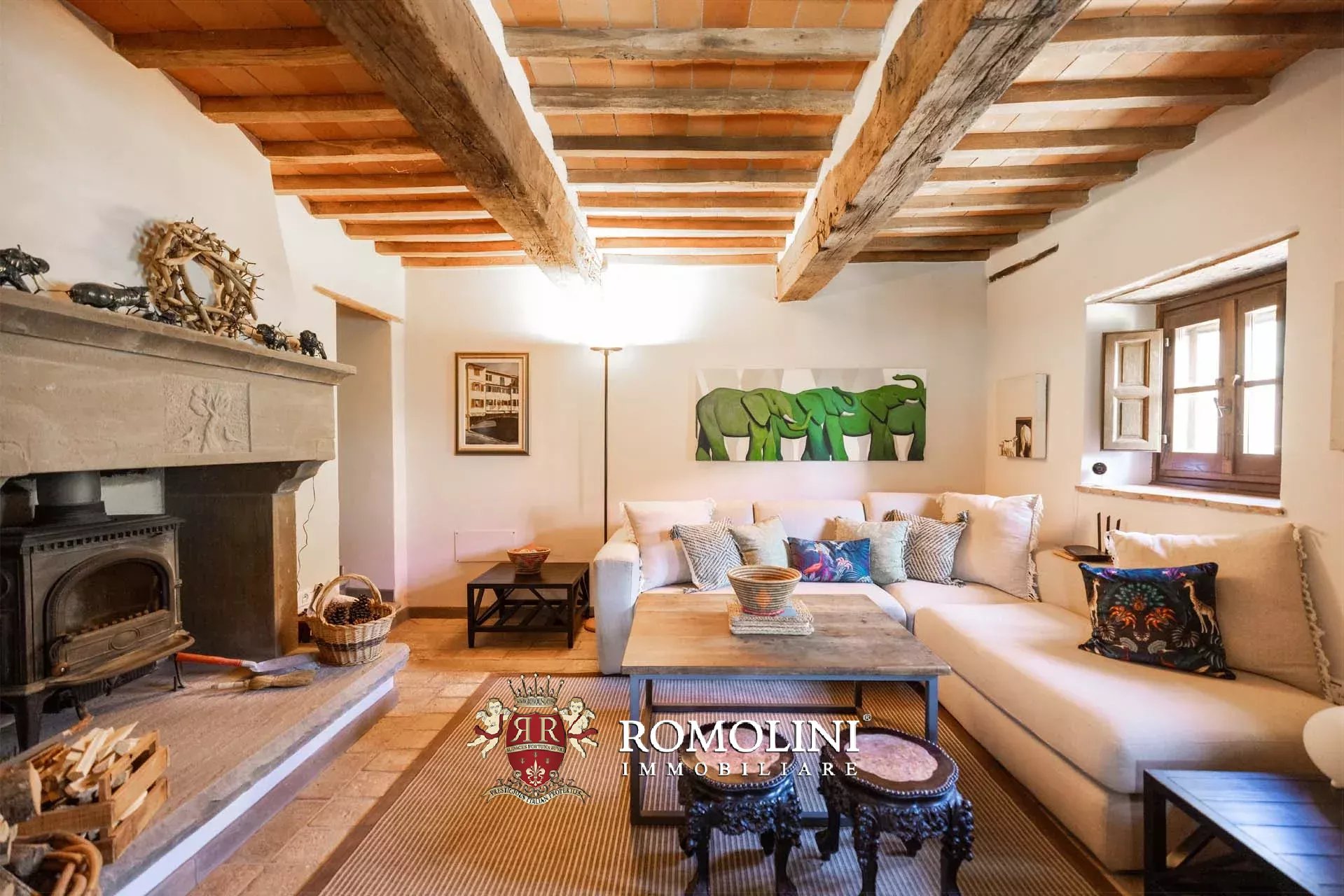 9 Bedroom Villa/Townhouse's Image 32