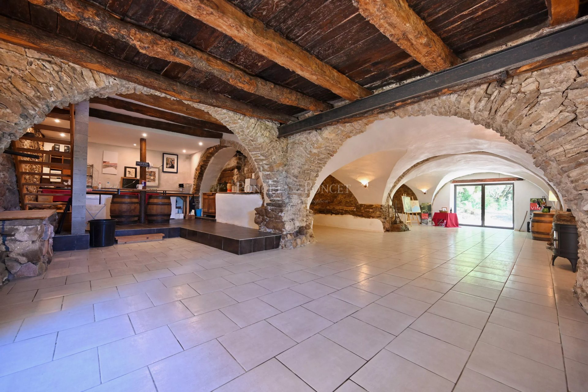 10 Bedroom Villa/Townhouse's Image 6