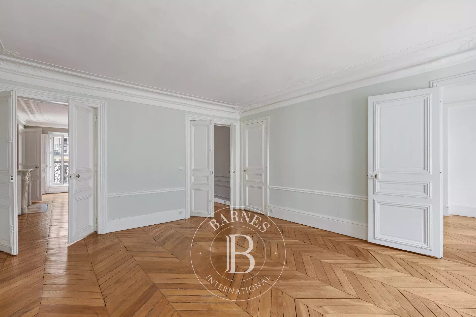 Paris  - Apartment 4 Bedrooms - picture 19