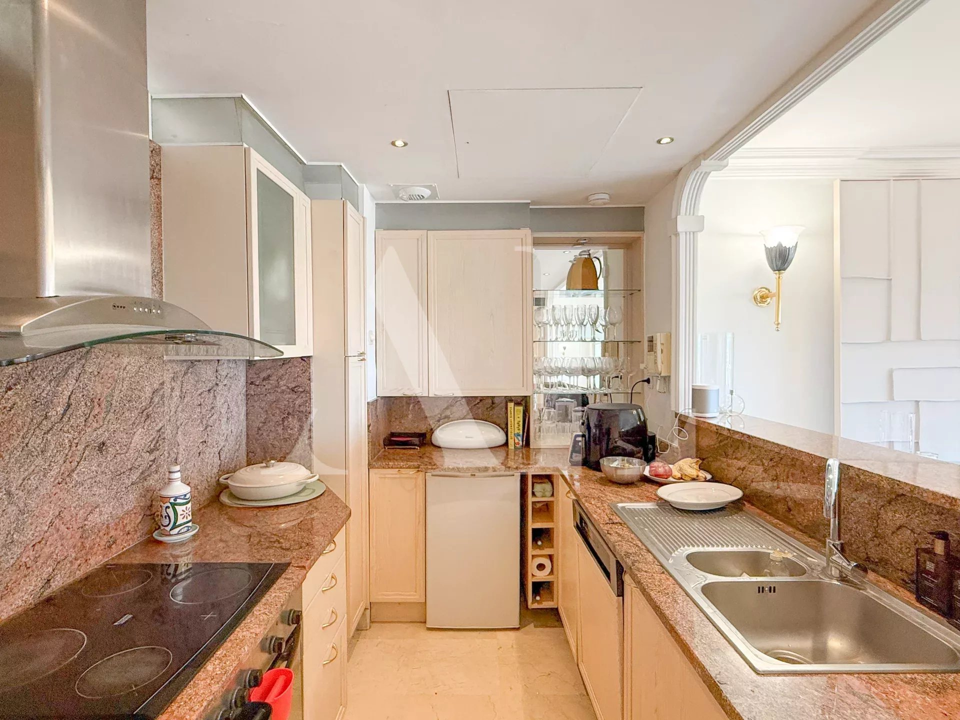 PALAIS NAPOLEON - 4 ROOMS APARTMENT SEA VIEW