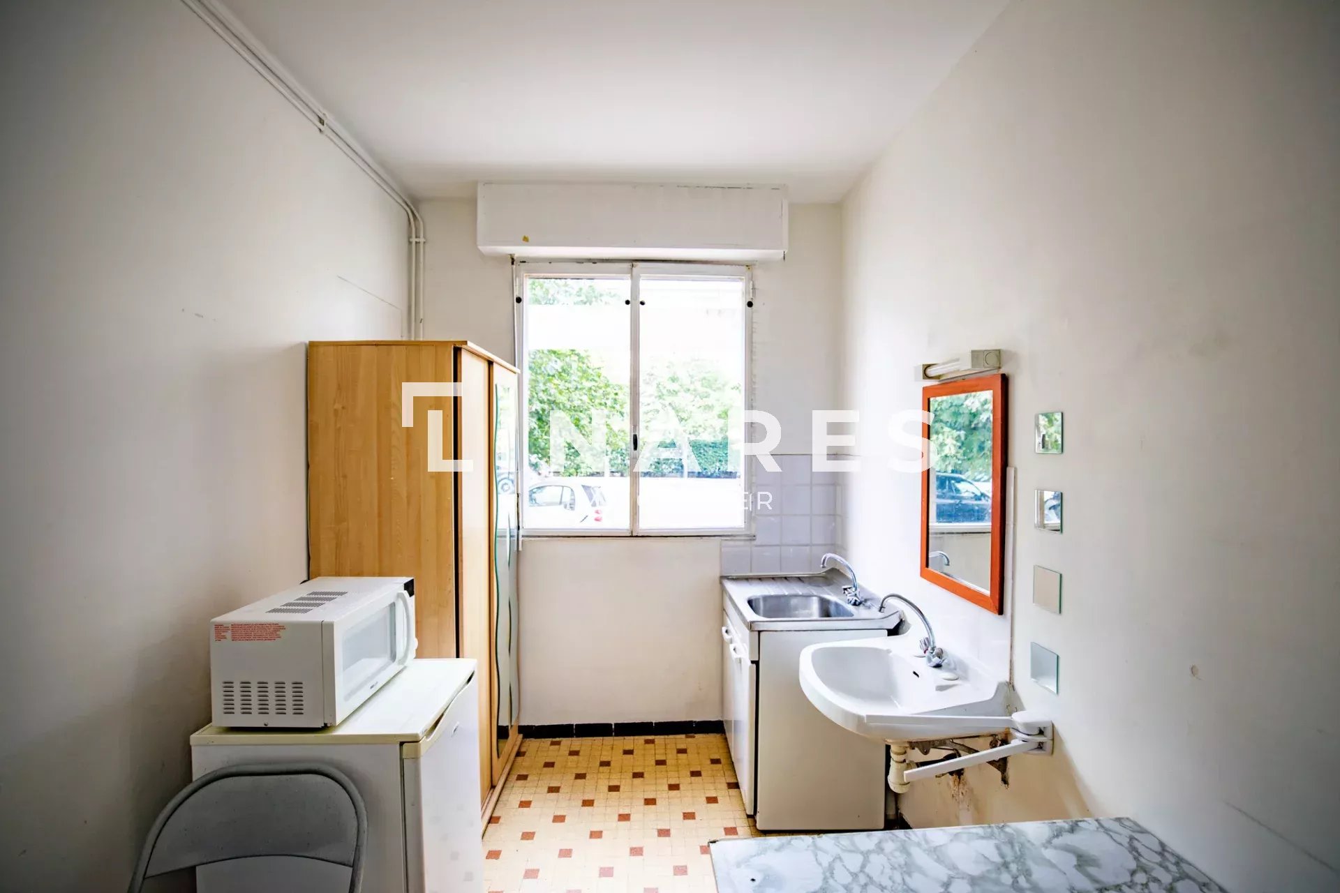 LA CHAMBRE - Studio de 9 m2 - 13008 MARSEILLE
