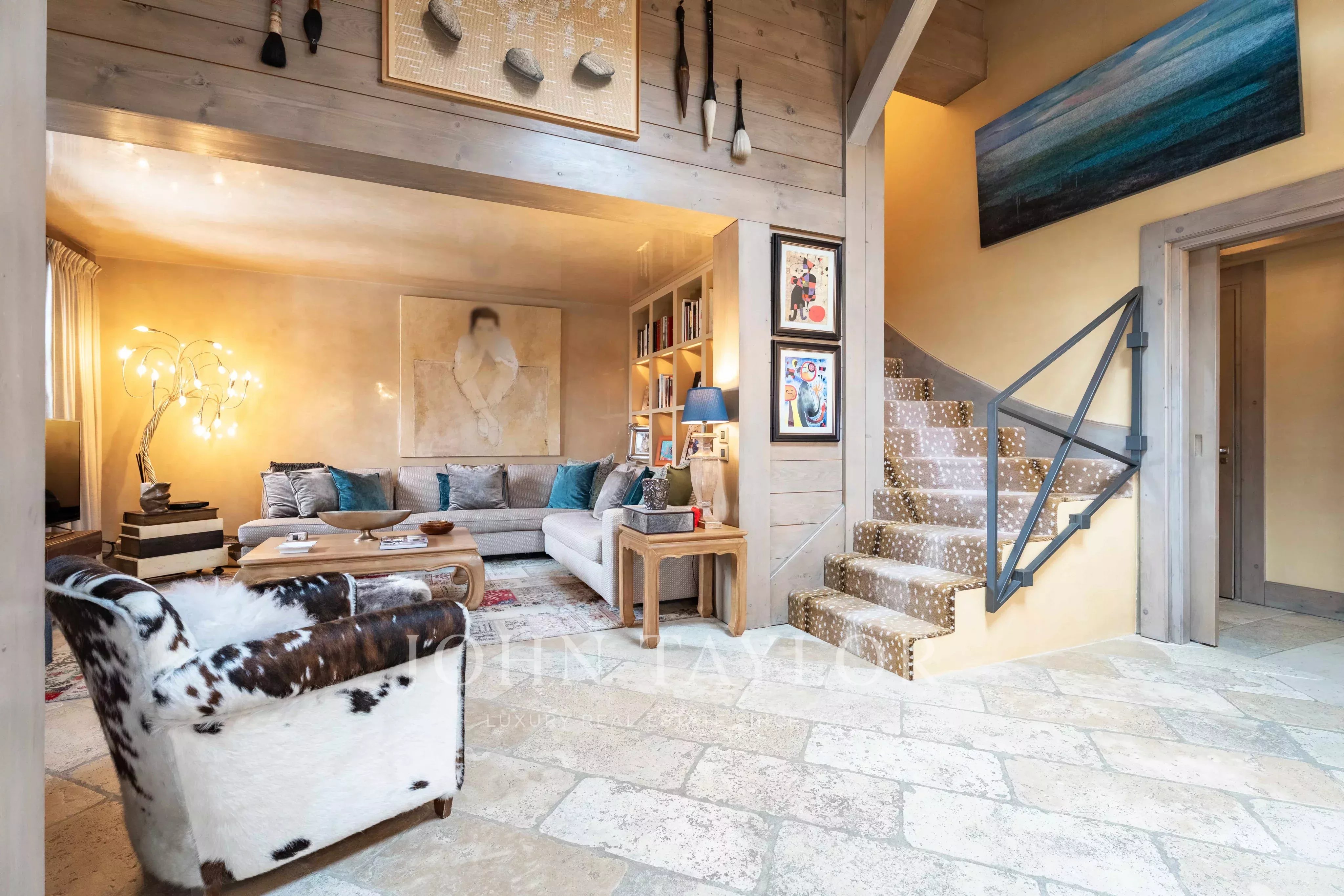 APPARTEMENT EN DUPLEX - LE JAILLET