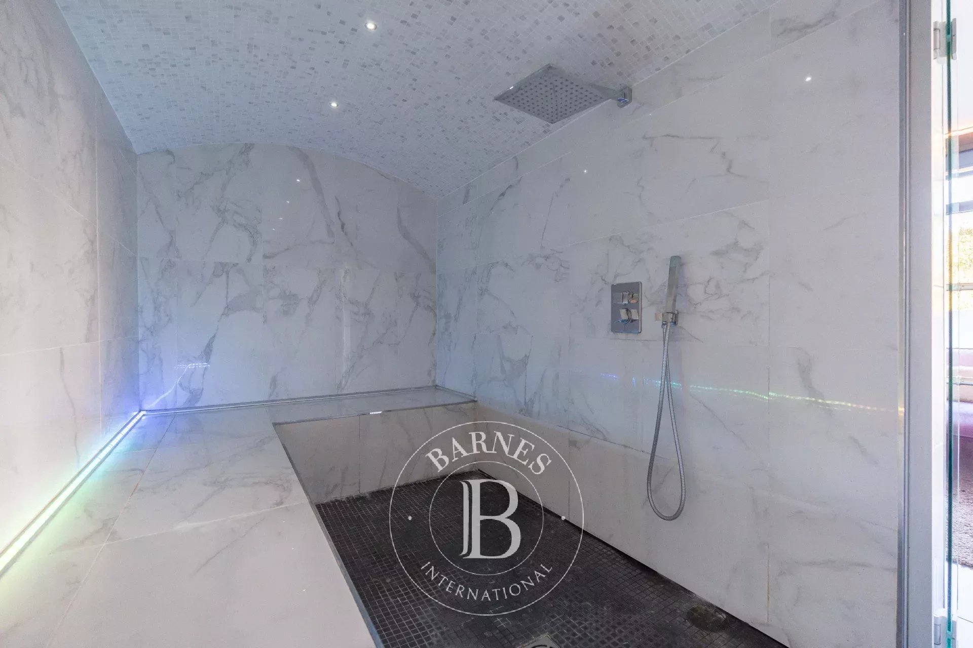 Ev Marseille 12ème - picture 15