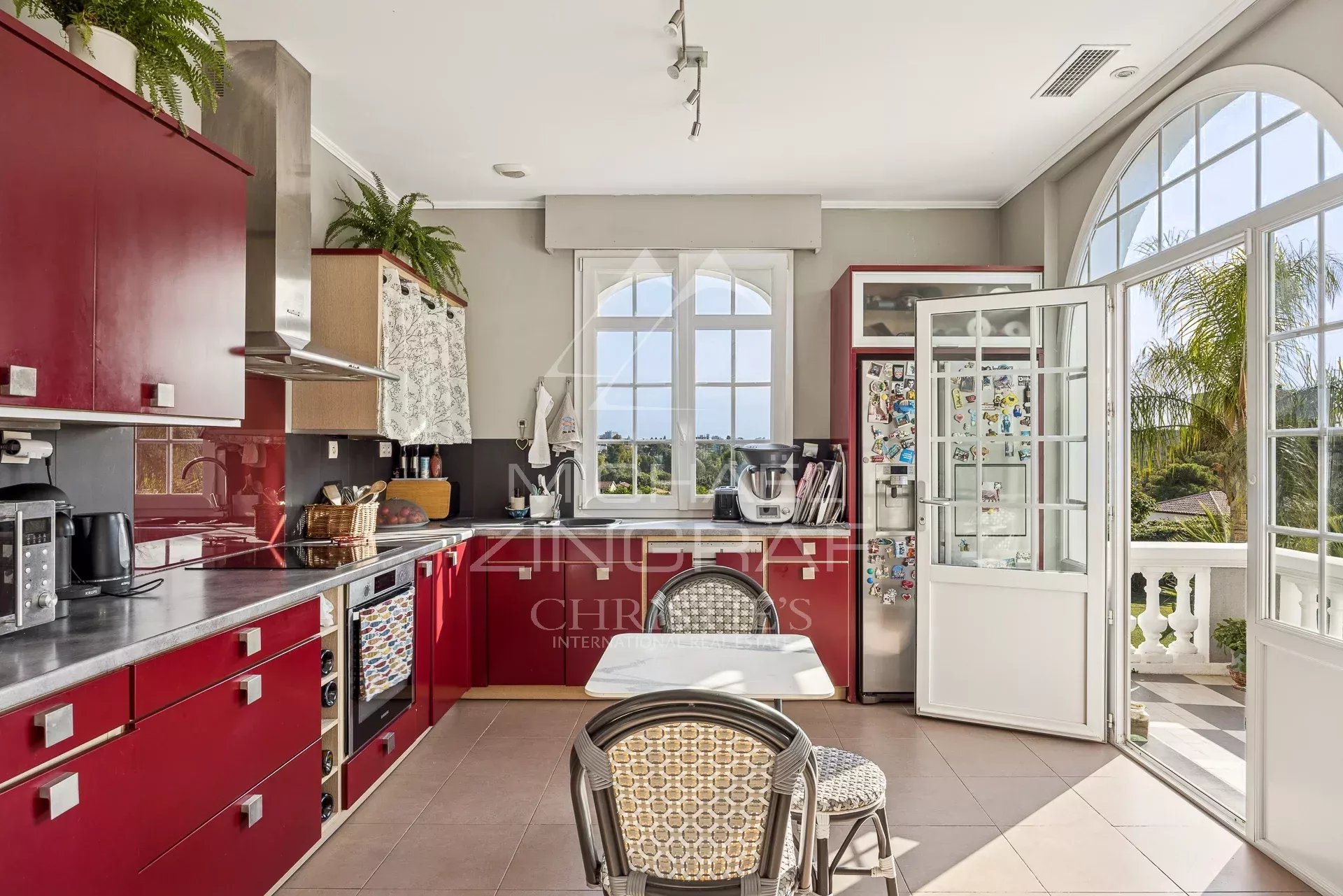 4 Bedroom Villa/Townhouse's Image 4