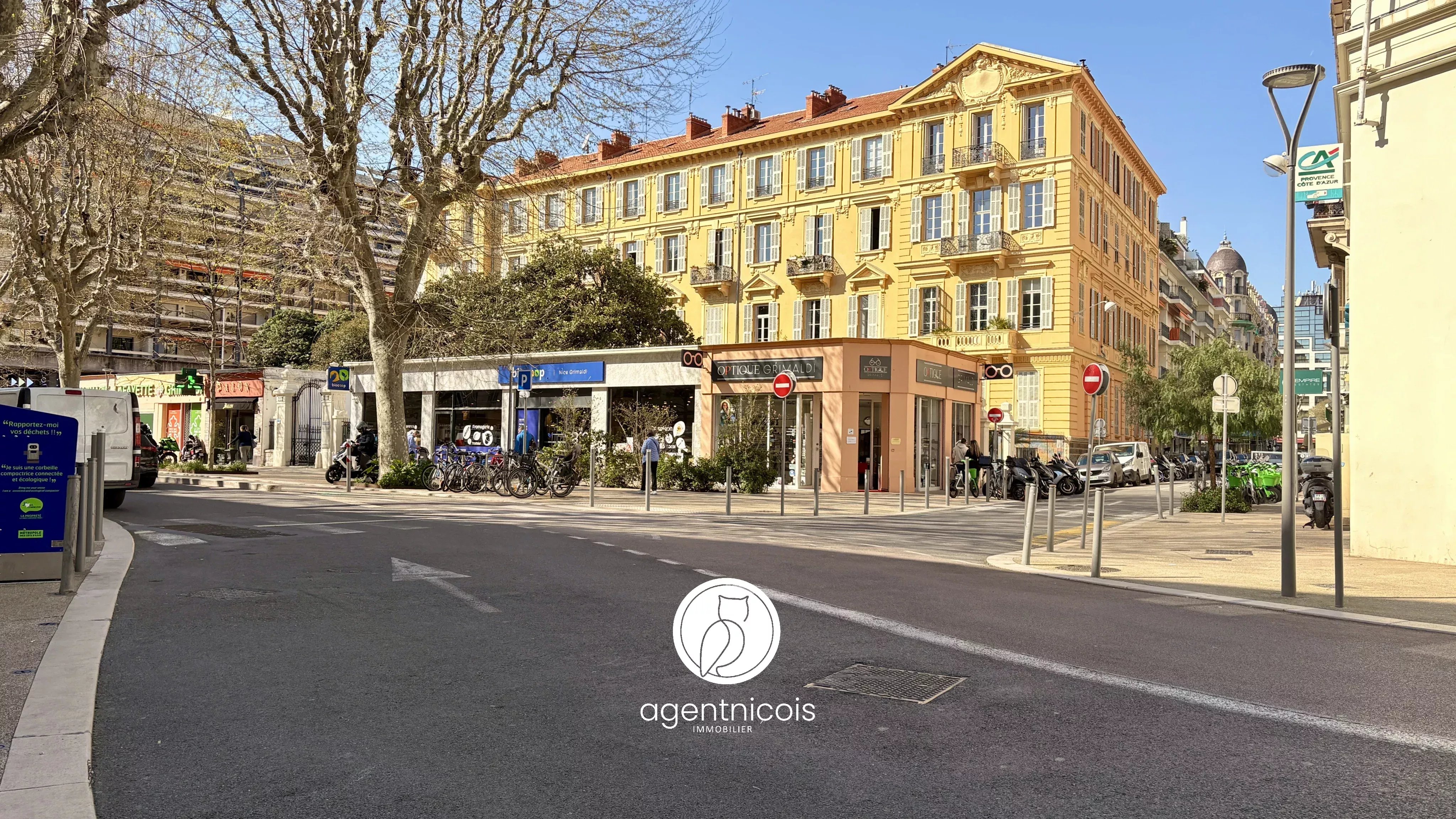 Agence immobilière de 