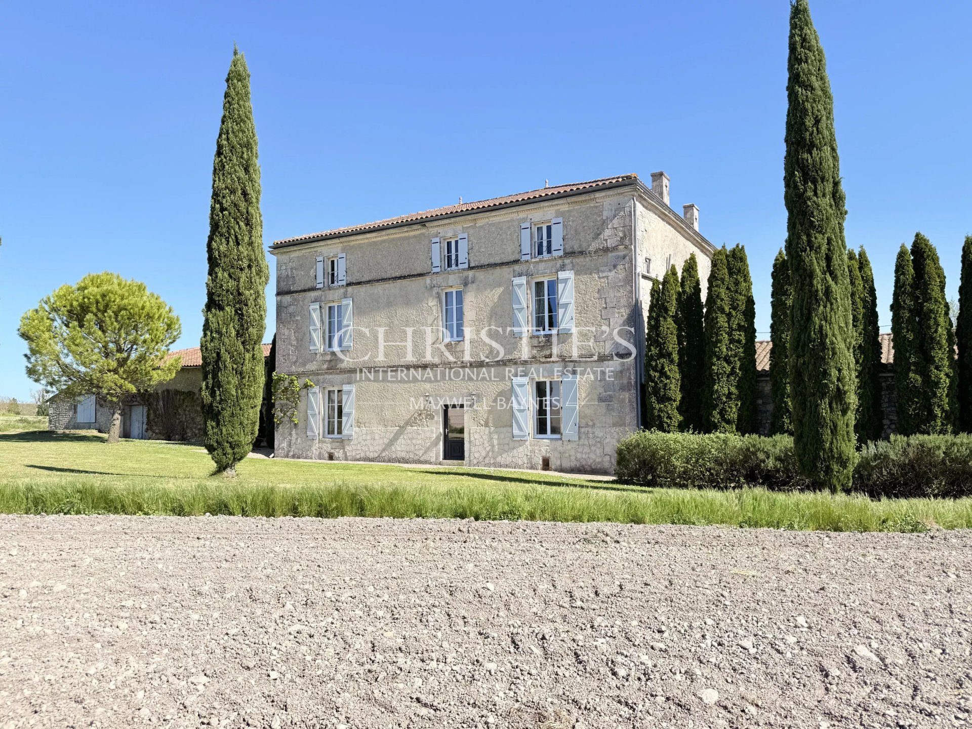 11 Bedroom Villa/Townhouse's Image 43