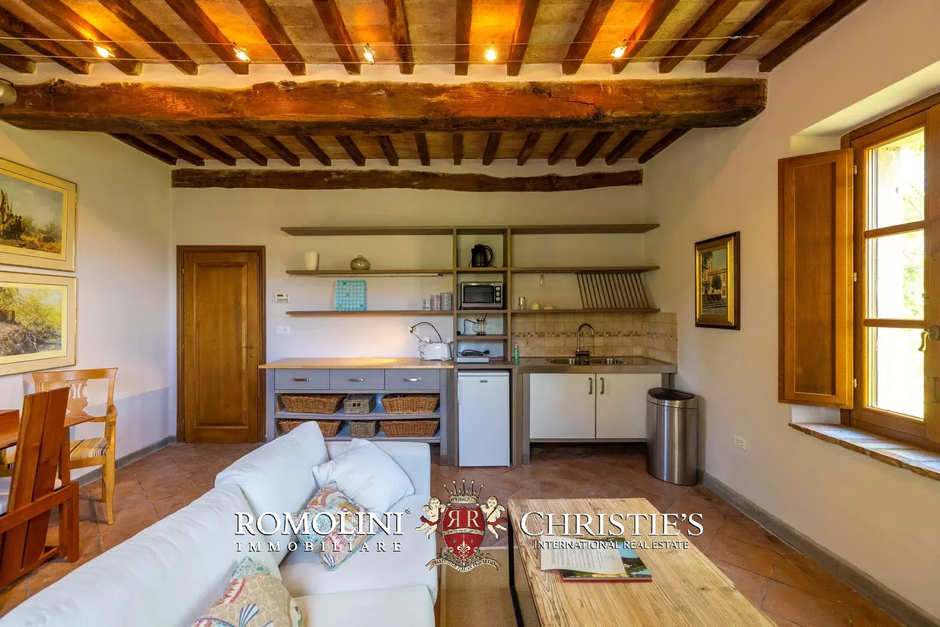 9 Bedroom Villa/Townhouse's Image 79