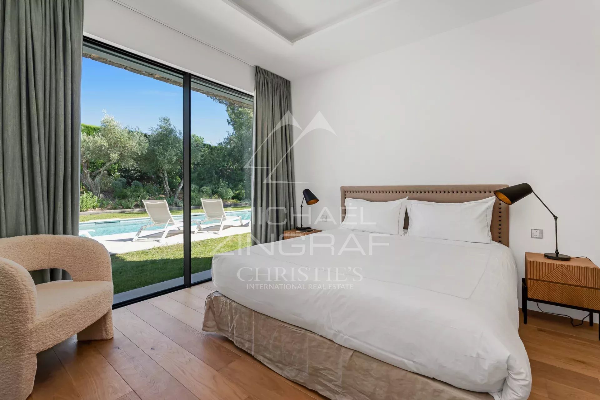 6 Bedroom Villa/Townhouse's Image 7