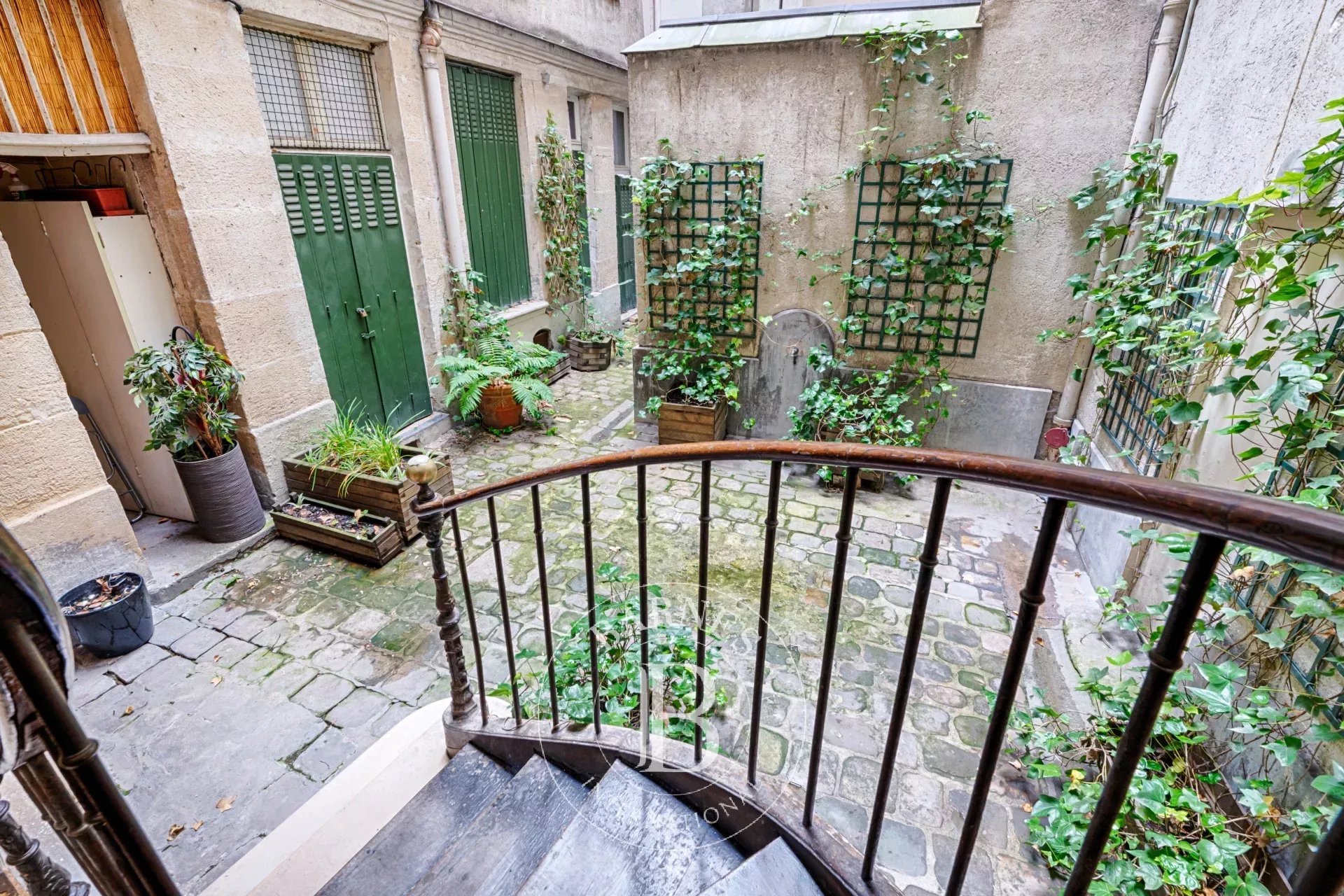 Daire Paris 4ème - picture 13