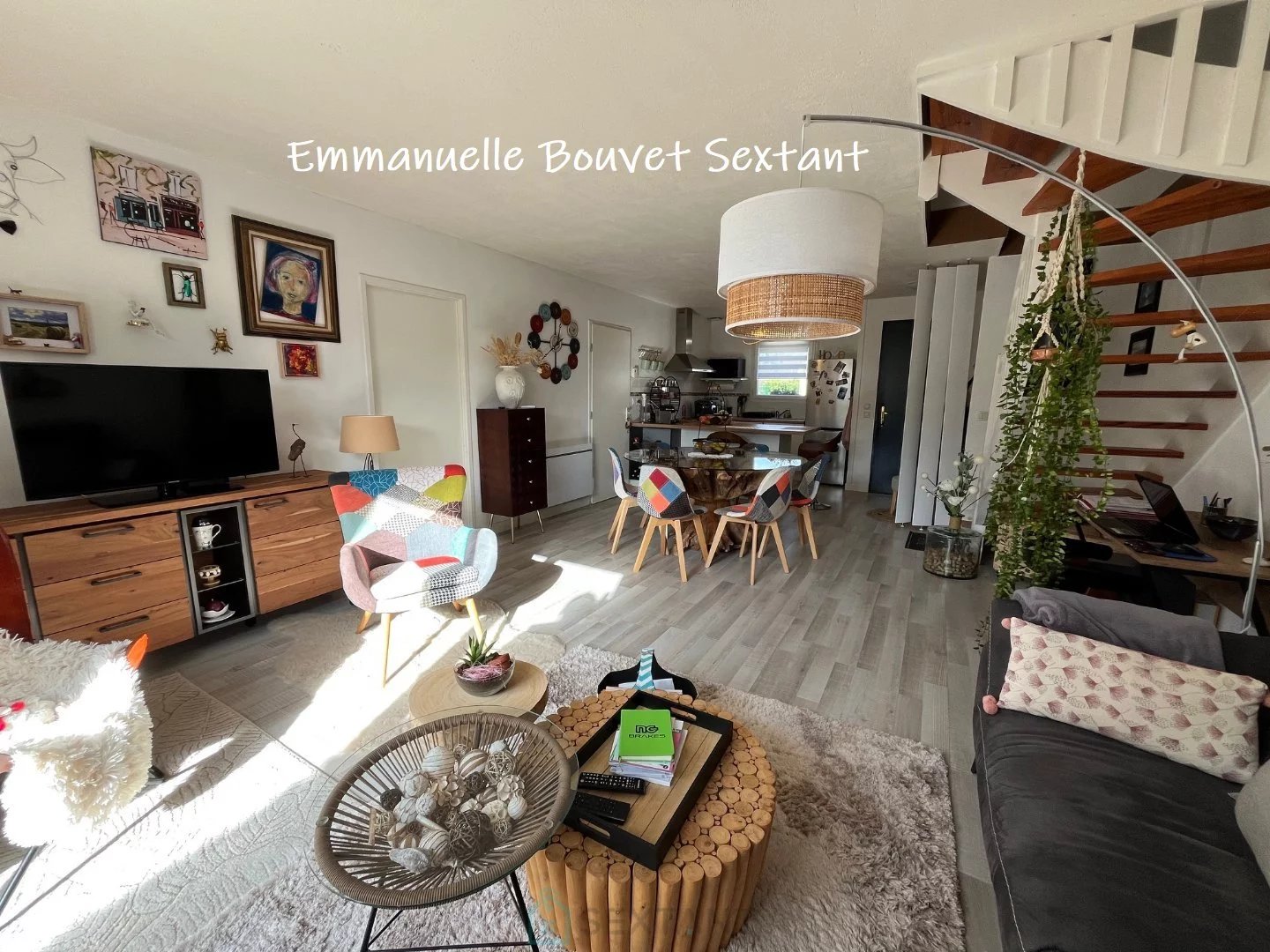 BERGERAC, quartier calme, maison semi-mitoyenne, jardin, garage, 3 chambres, vie de plain-pied possible, pas de travaux