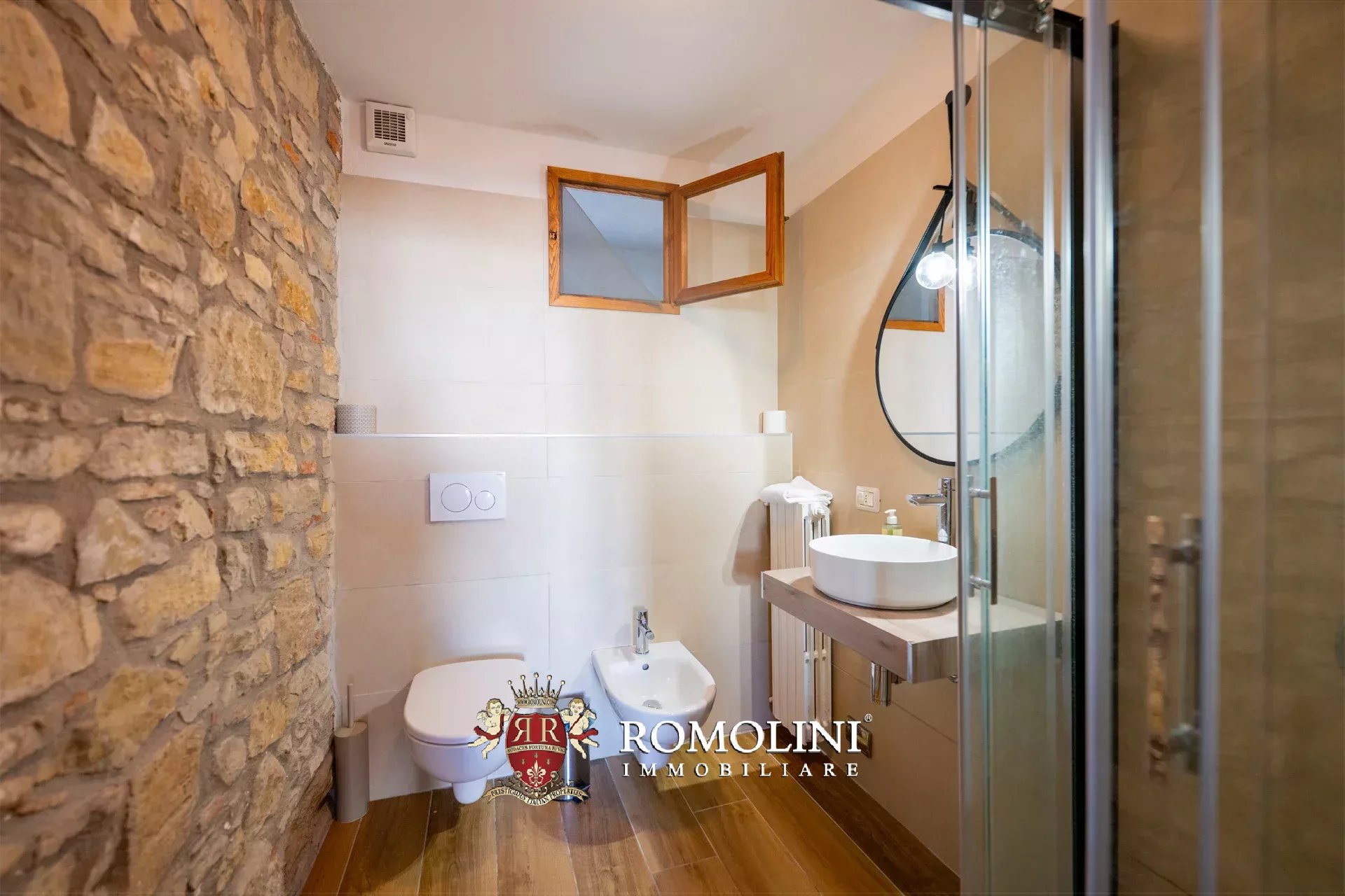 10 Bedroom Villa/Townhouse's Image 55