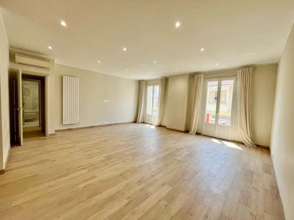 Apartment for sale in Nice — Luxury Bourgeois Apartment for Sale in Nice Downtown | Legacy Estate