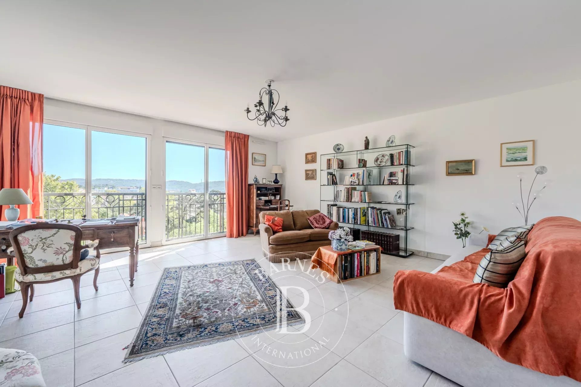 Apartment Aix-en-Provence - picture 2