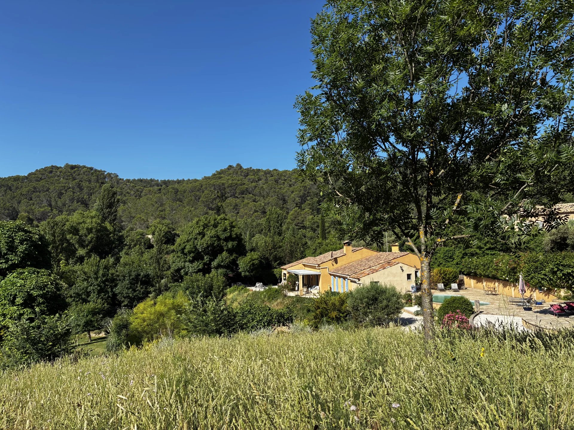 Cotignac 4 bedrooms, swimming pool and view