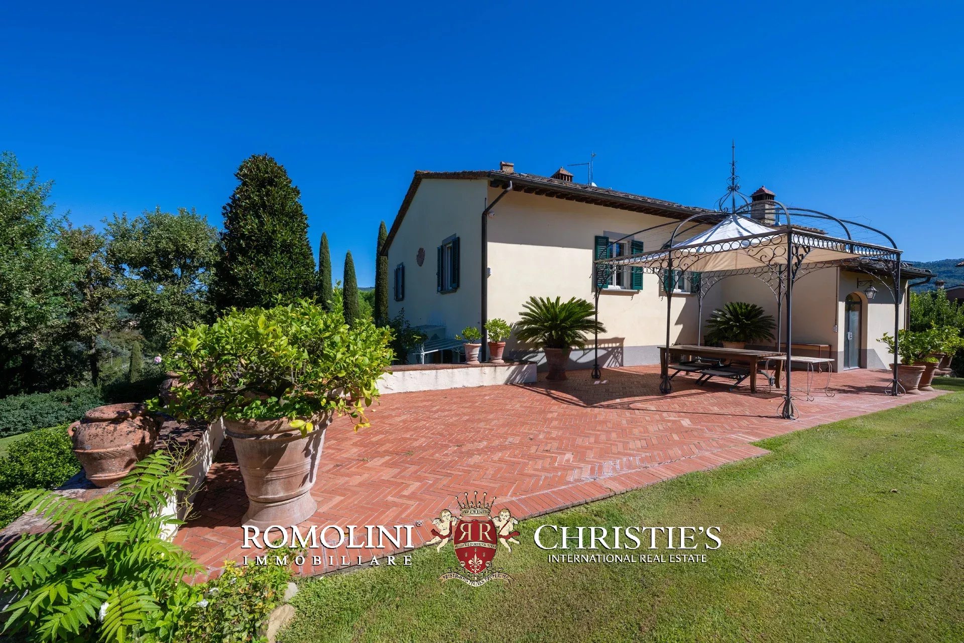 4 Bedroom Villa/Townhouse's Image 16