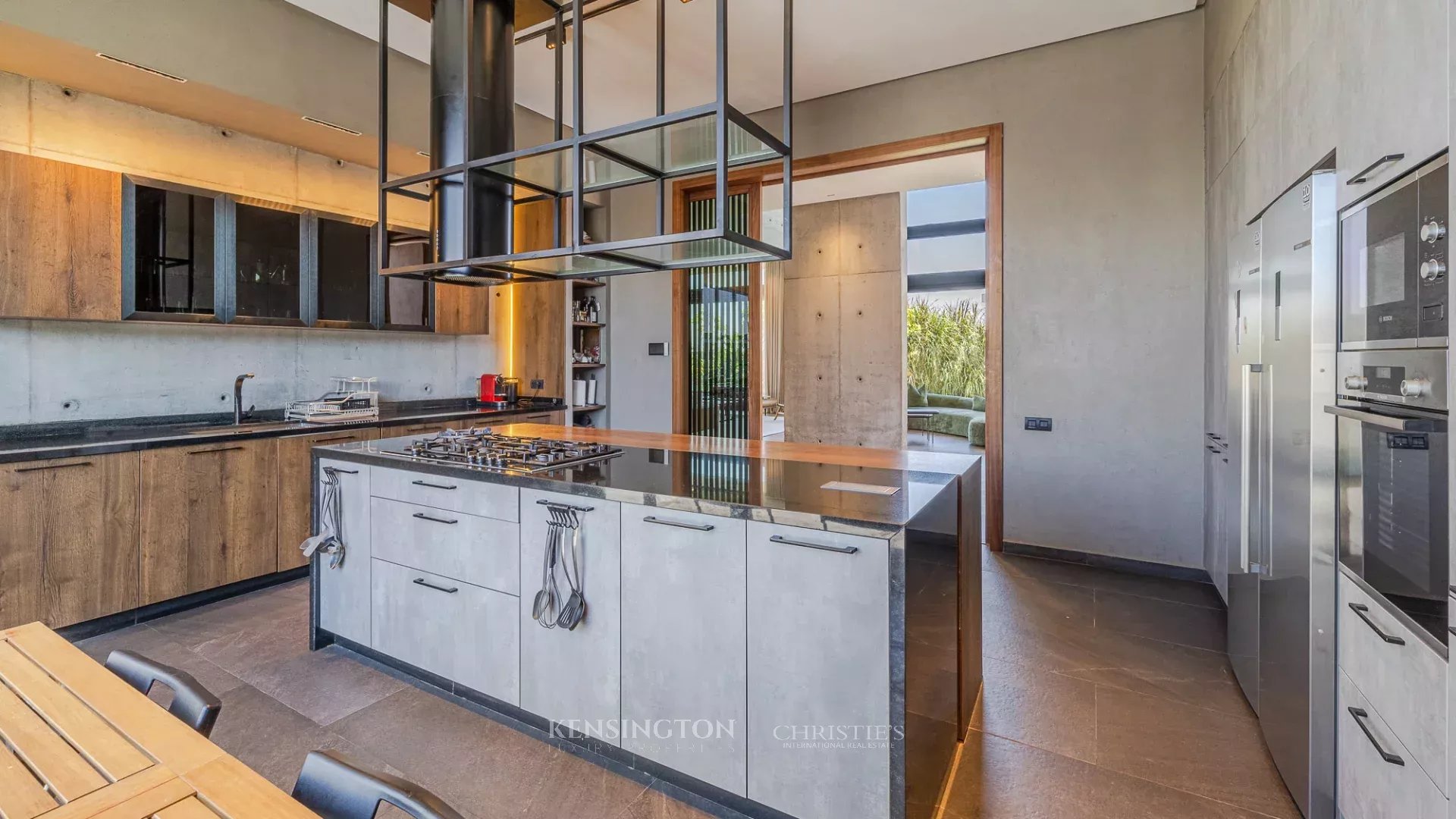 5 Bedroom Villa/Townhouse's Image 6
