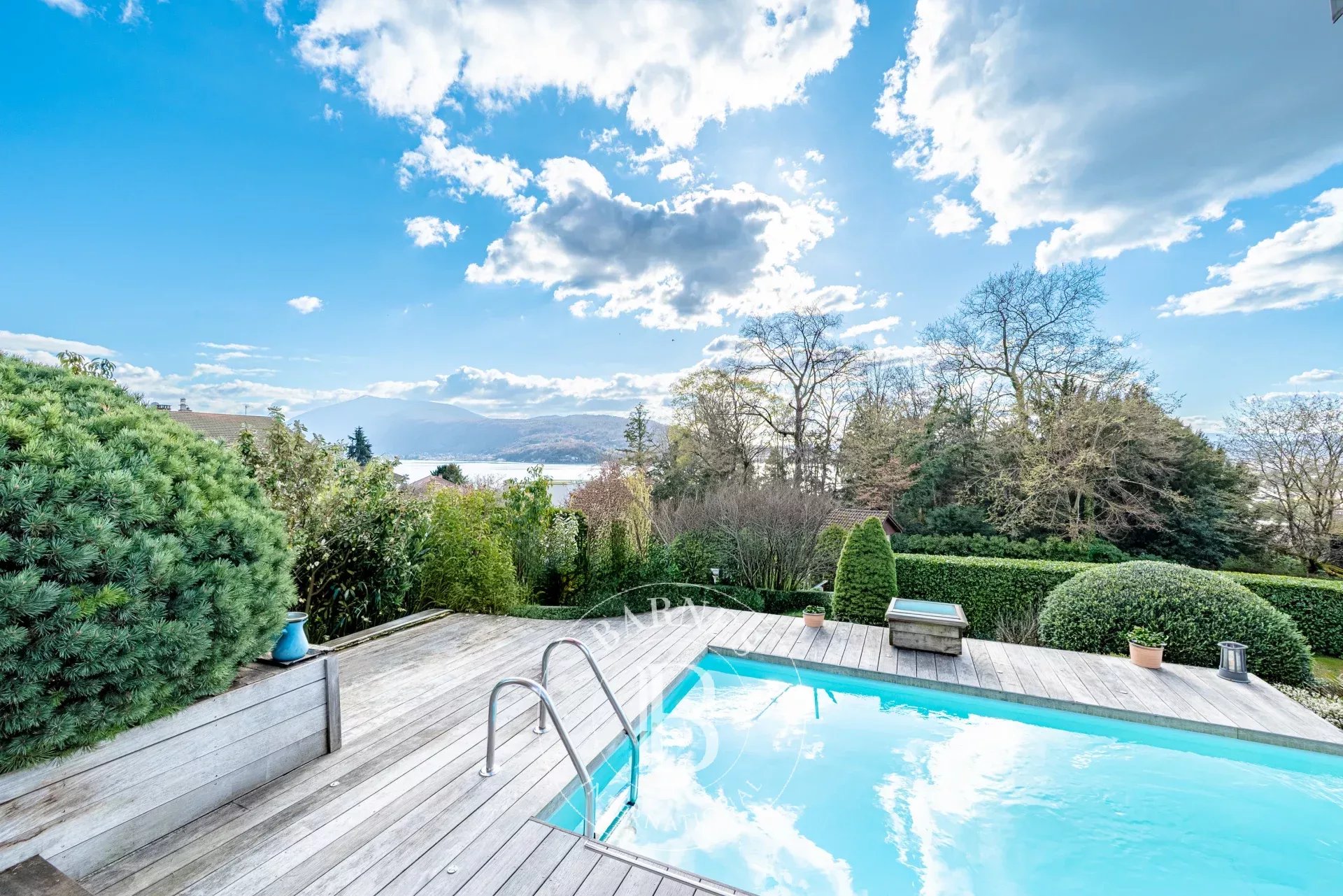 Maison Annecy-le-Vieux  -  ref 2666520 (picture 1)