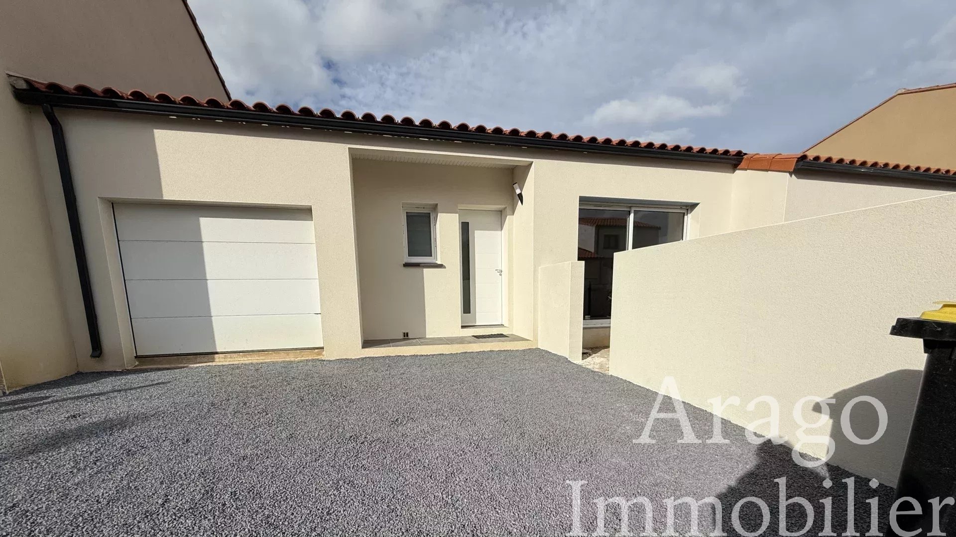 À VENDRE VILLA PLAIN PIED 2F