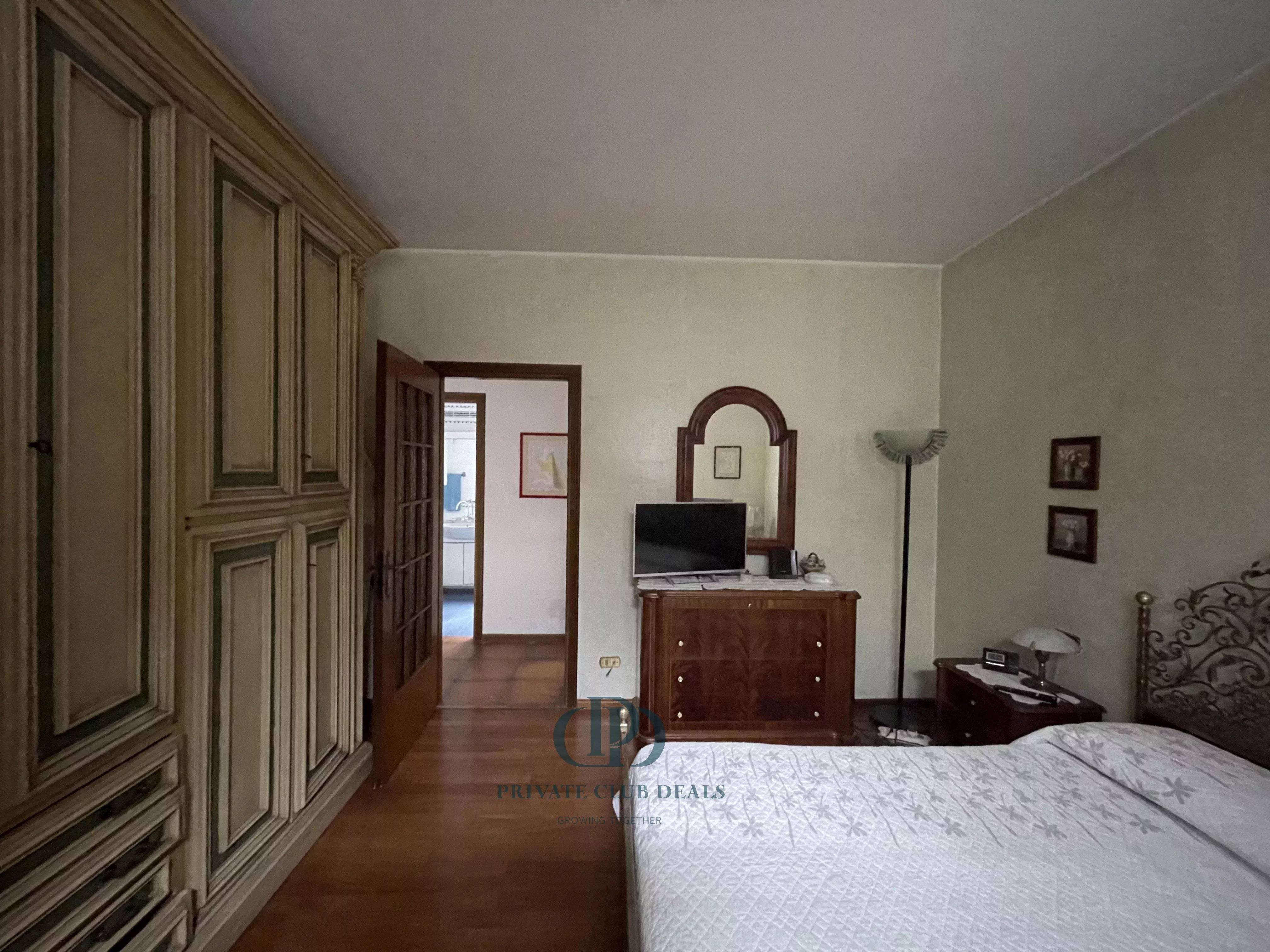 Villa Como - picture 32