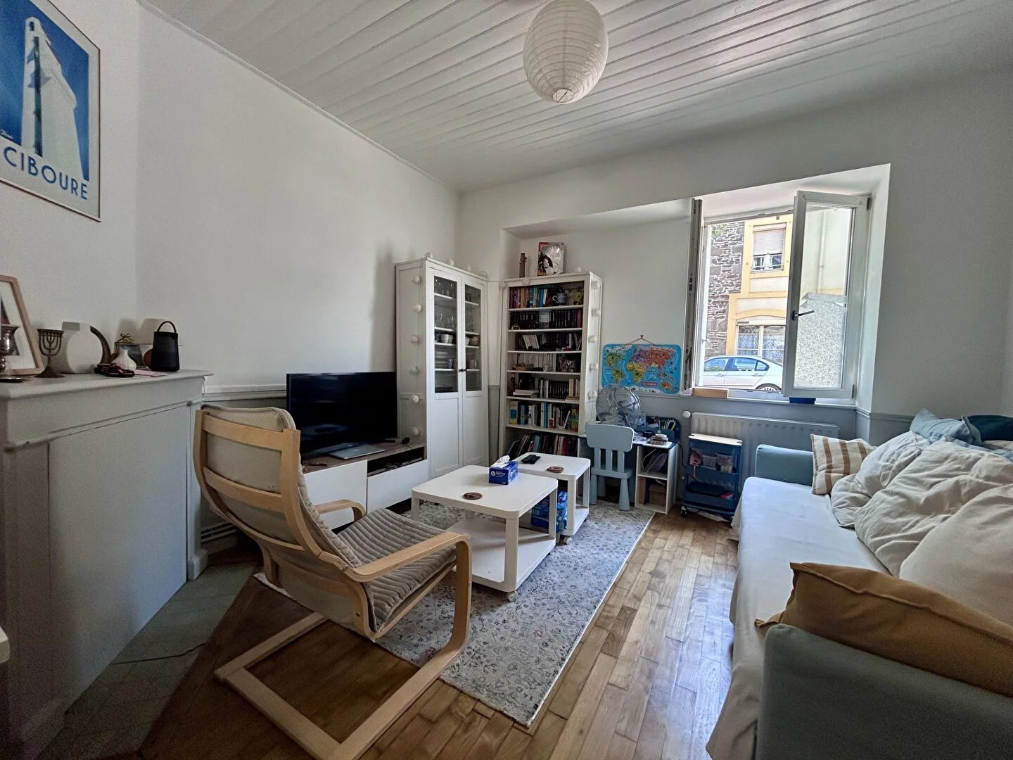 A LOUER - DOL DE BRETAGNE - MAISON - T4 BIS - 81 m² - DEUX CHAMBRES - UN BUREAU - JARDIN - DEPENDANCES