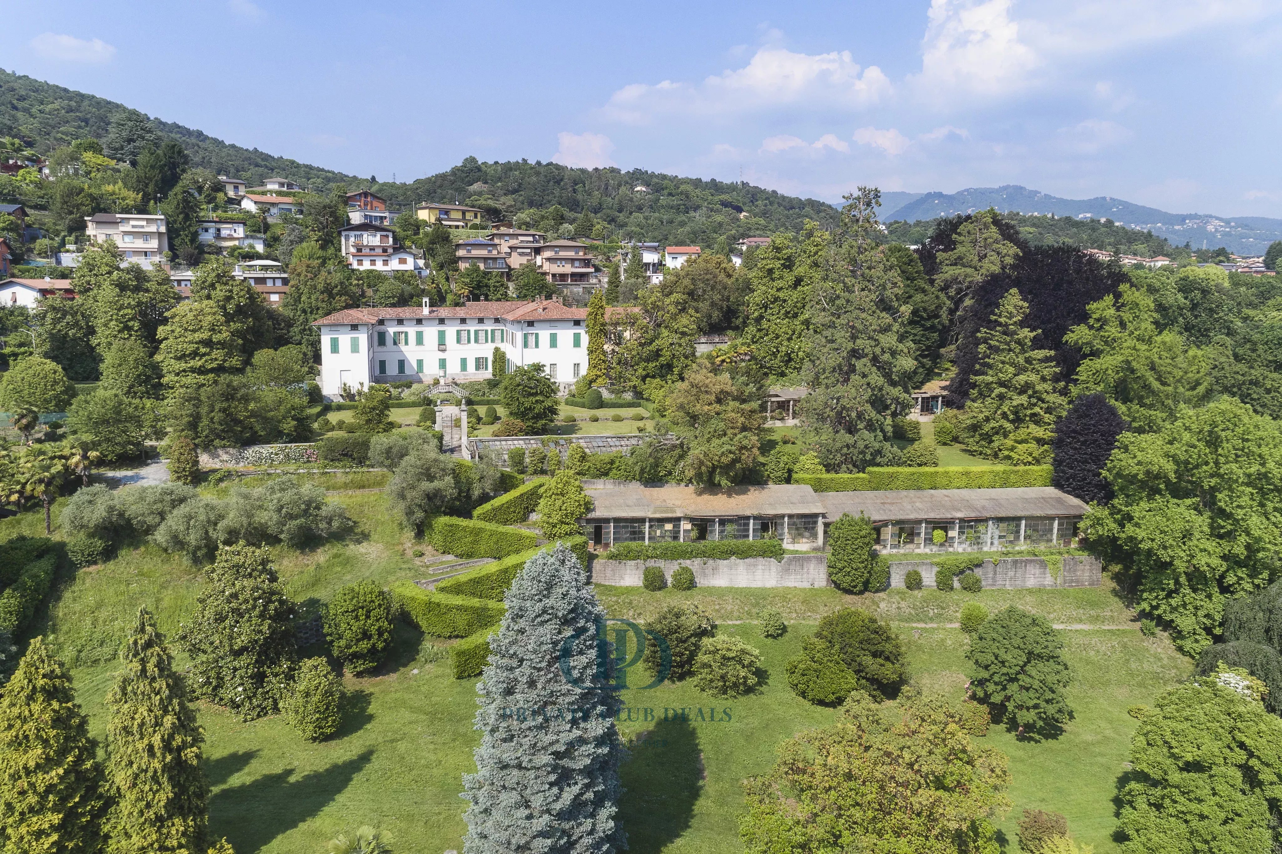 Villa Como - picture 21