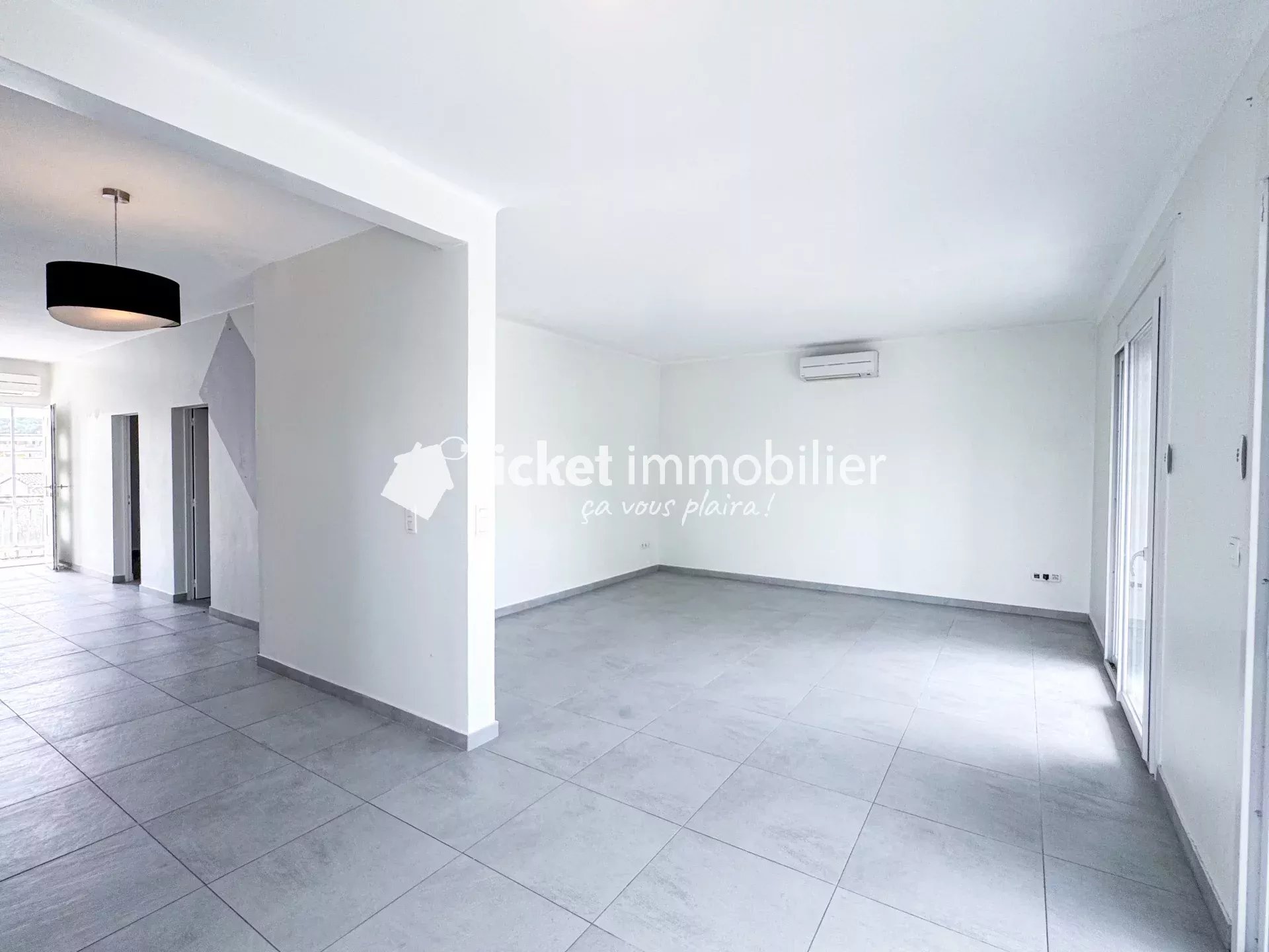 MAISON DIVISÉE EN 2 APPARTEMENTS T4 – 268 m² HABITABLES SUR 1342m² DE TERRAIN – MULTIPLES POSSIBILITÉS D’USAGE — photo 14