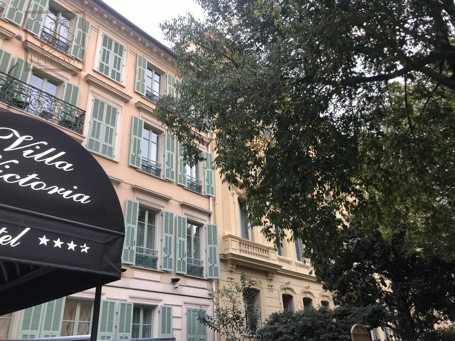 Agence immobilière de 