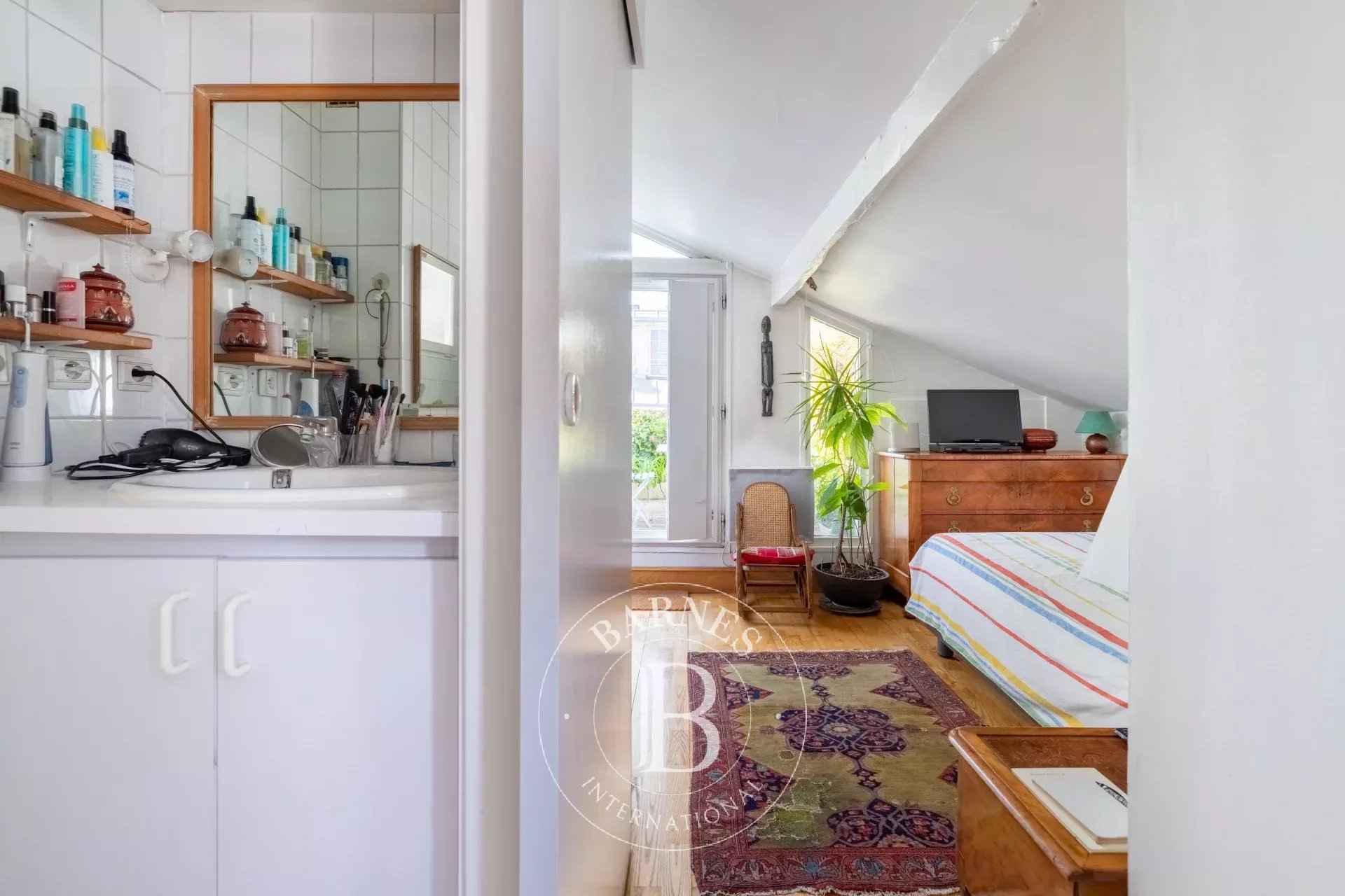 Daire Paris 4ème - picture 9