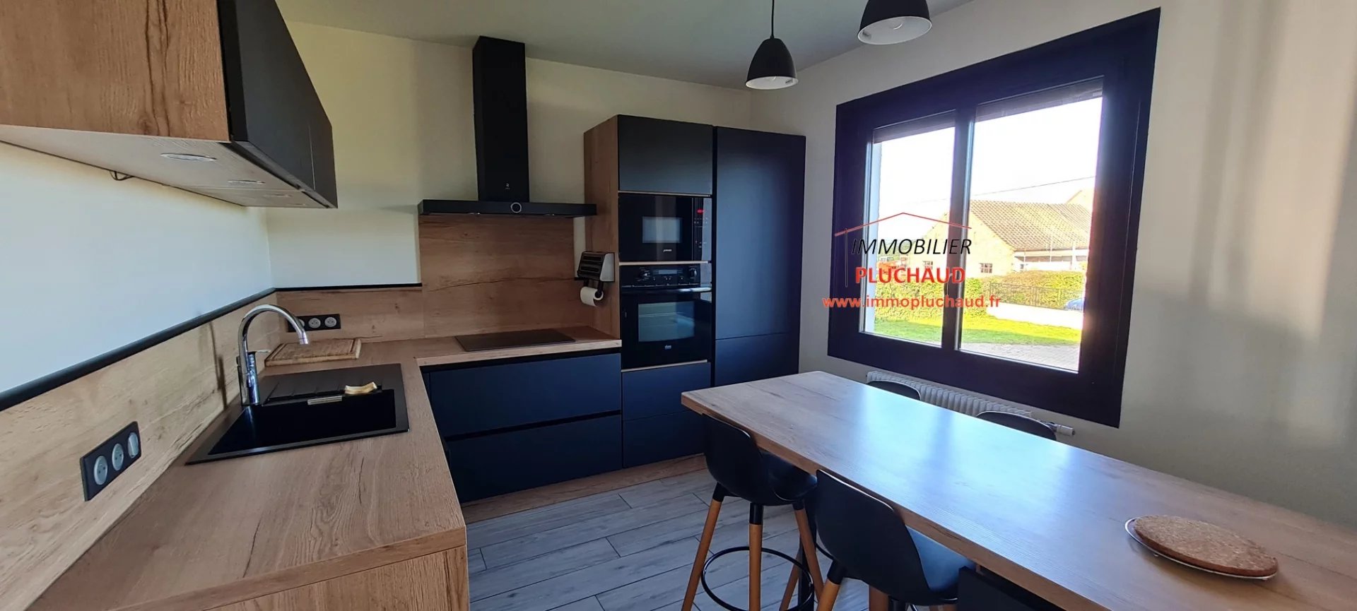 Location Maison Saint-Julien-de-Civry